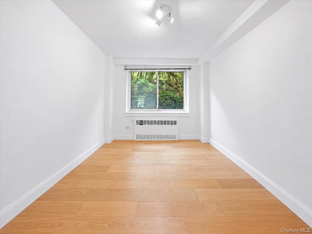 2575 Palisade Avenue Unit: 1L thumbnail 14