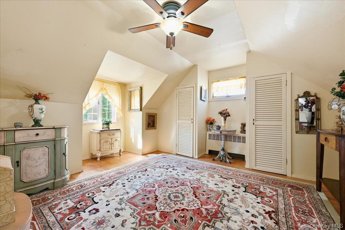 65 Riverside Avenue thumbnail 16