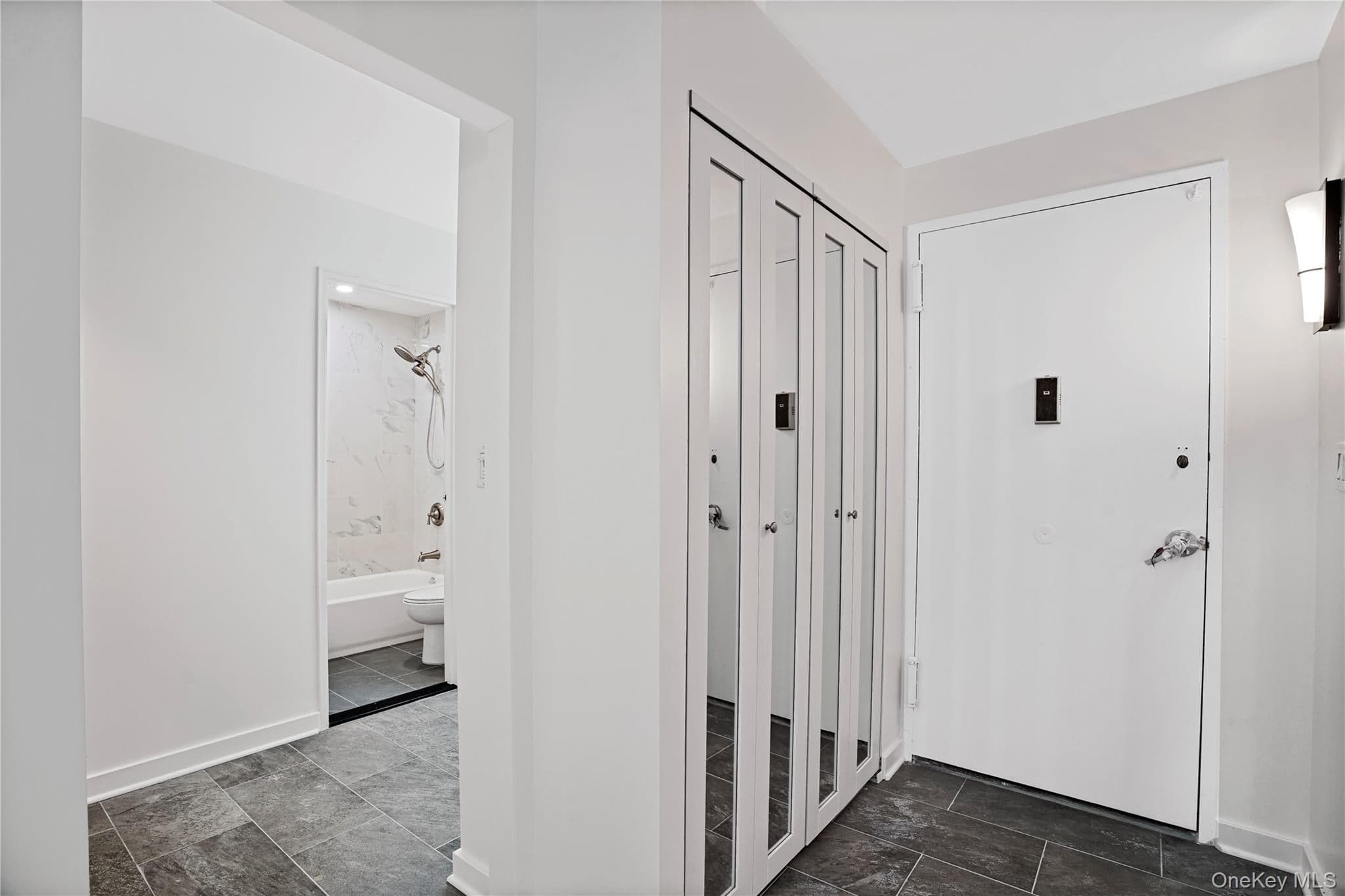 300 High Point Drive Unit: 314 thumbnail 10