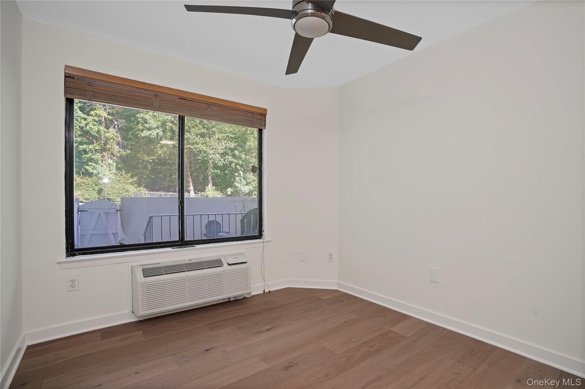 300 High Point Drive Unit: 314 thumbnail 8