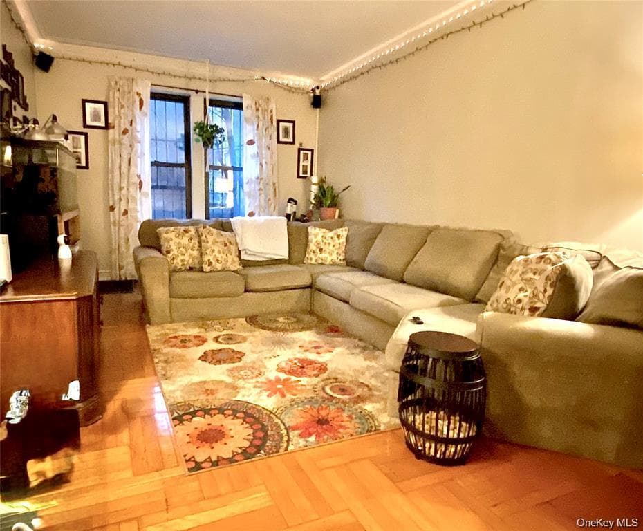 190 E Mosholu Parkway Unit: 1J thumbnail 5