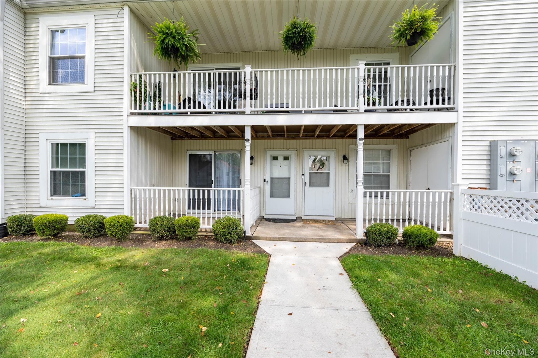 69 Fairview Circle, Middle Island