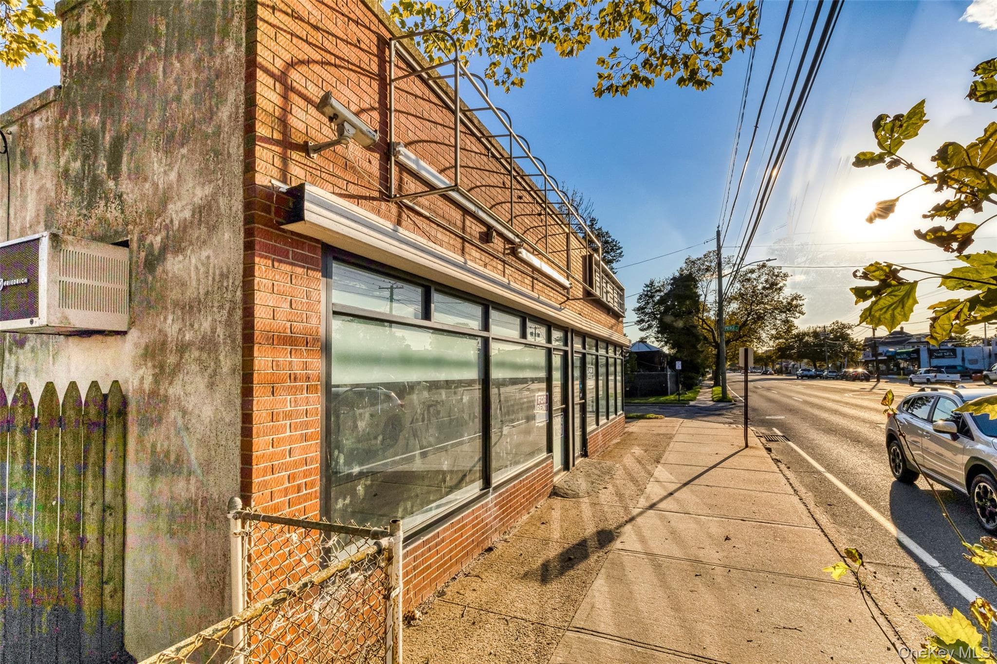 153 Woodbury Road thumbnail 27