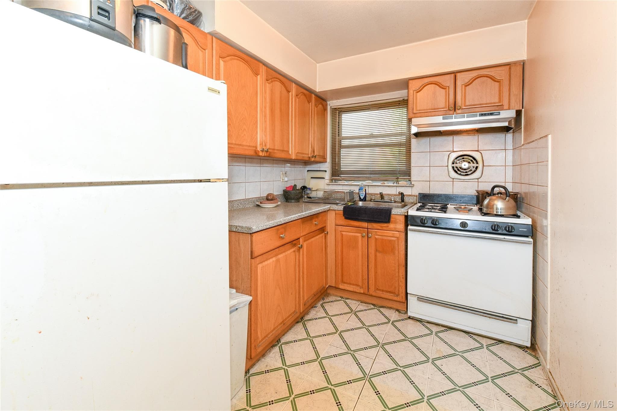 97-33 90th Street thumbnail 22