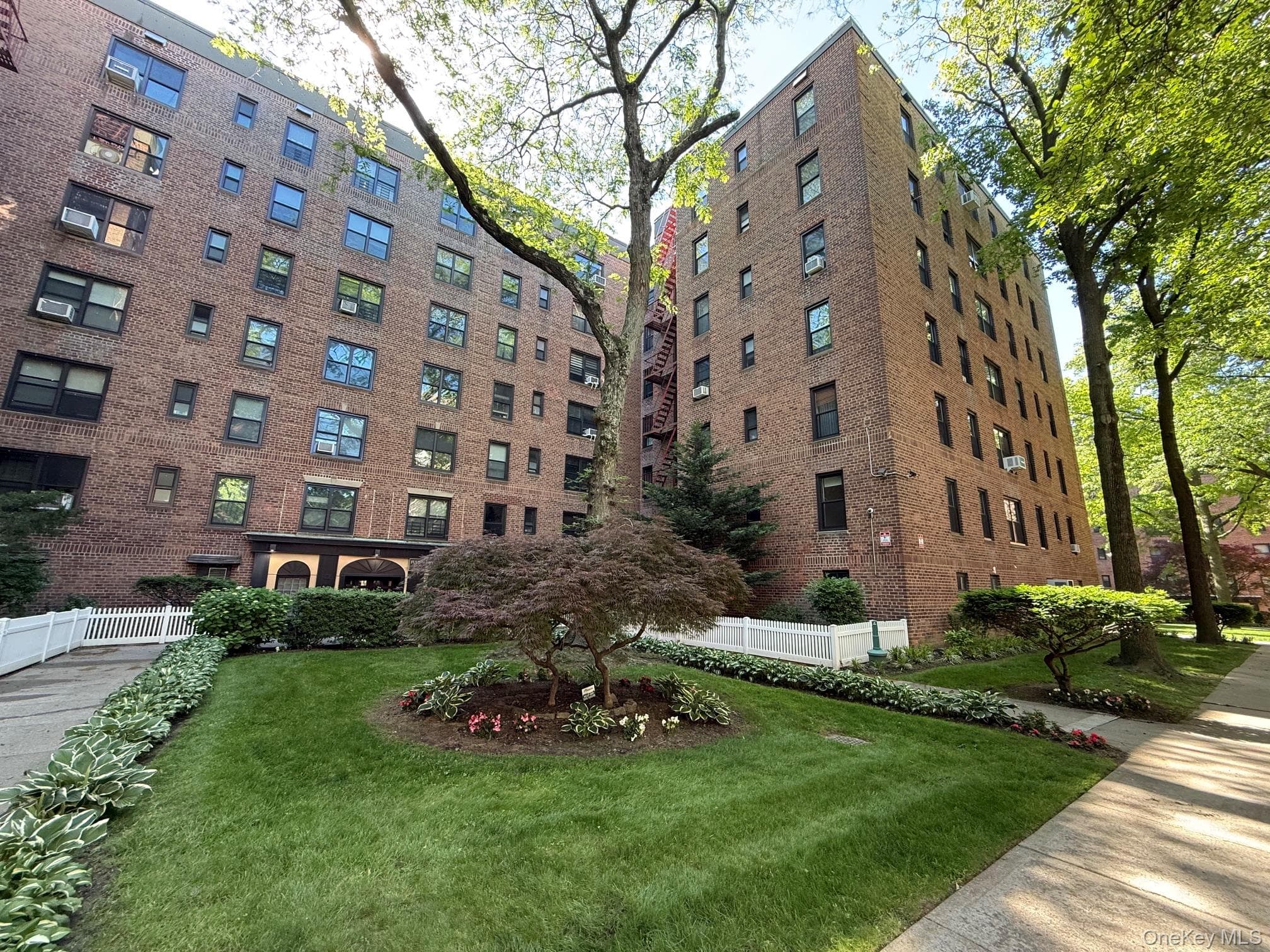 83-20 98 Street Unit: 2P, Woodhaven
