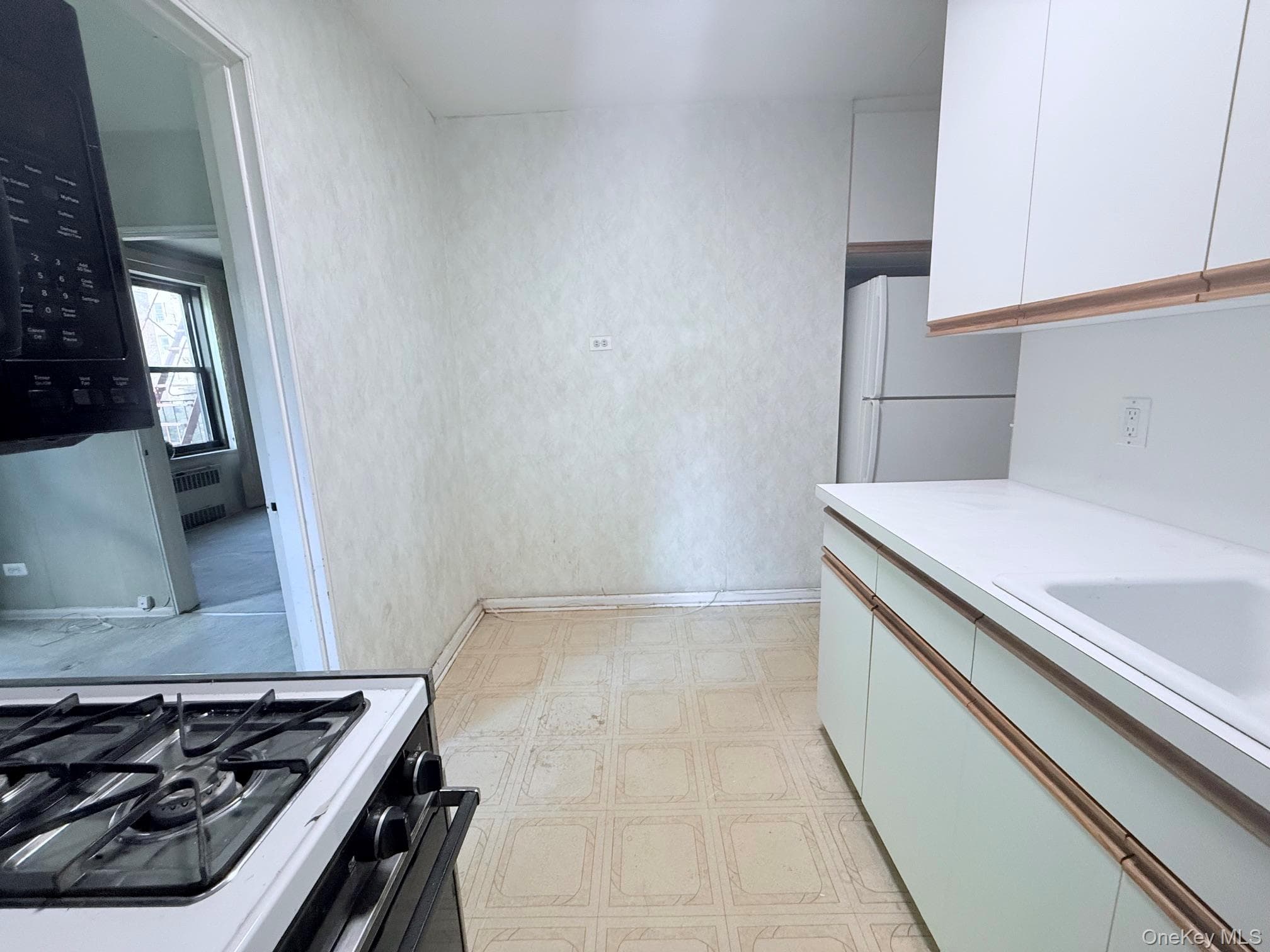 83-20 98 Street Unit: 2P thumbnail 4