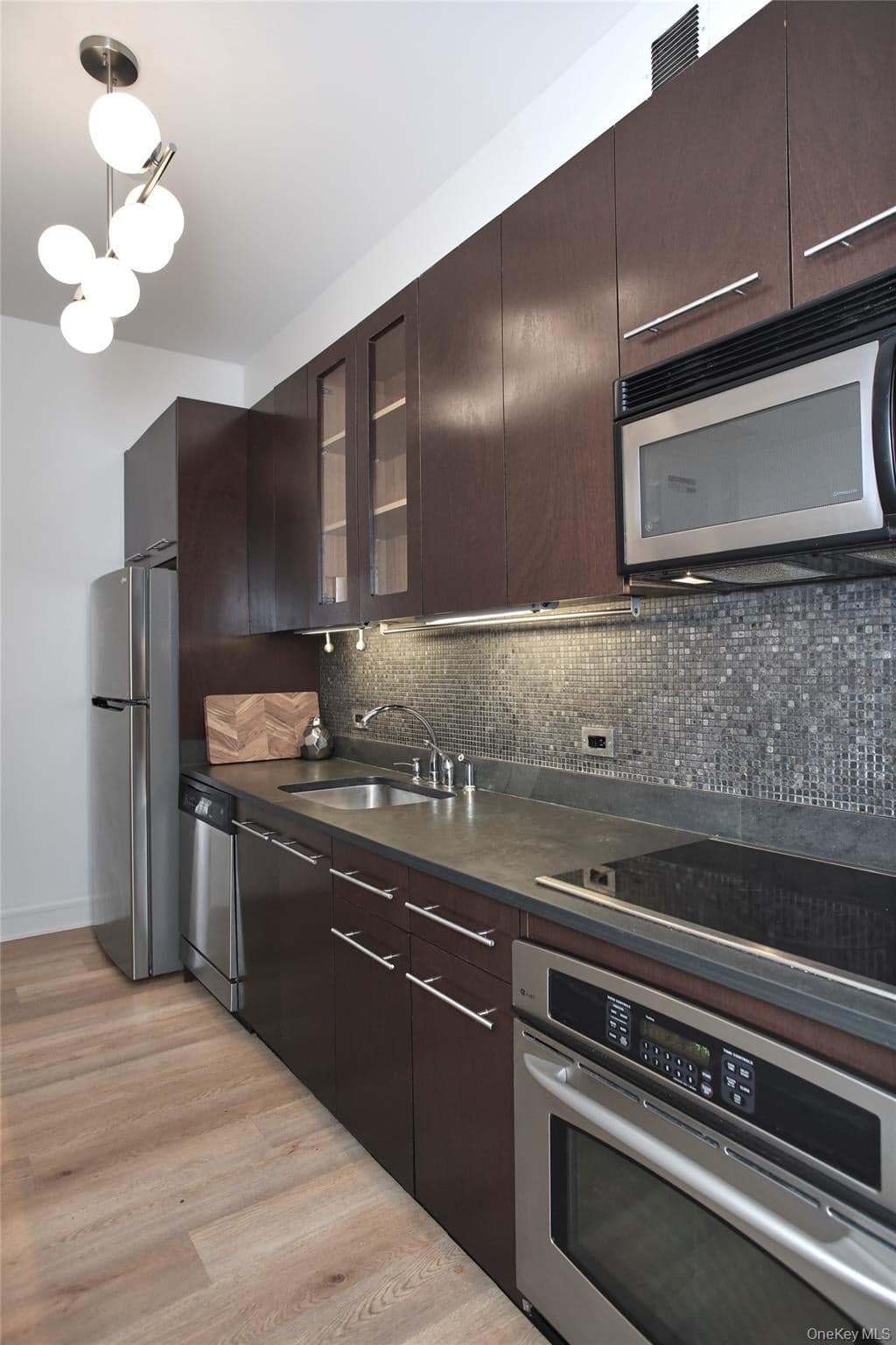 25 Leroy Place Unit: 415 thumbnail 6