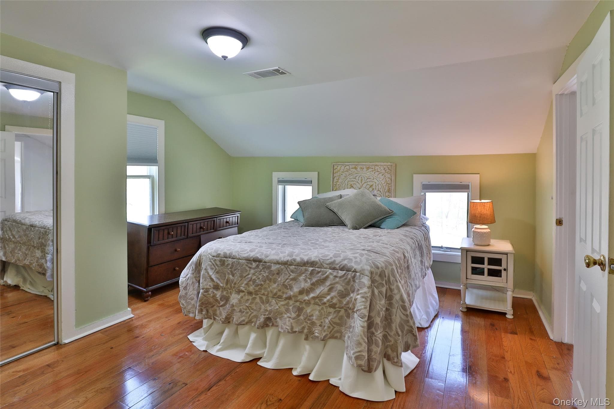 176 Williams Road thumbnail 21