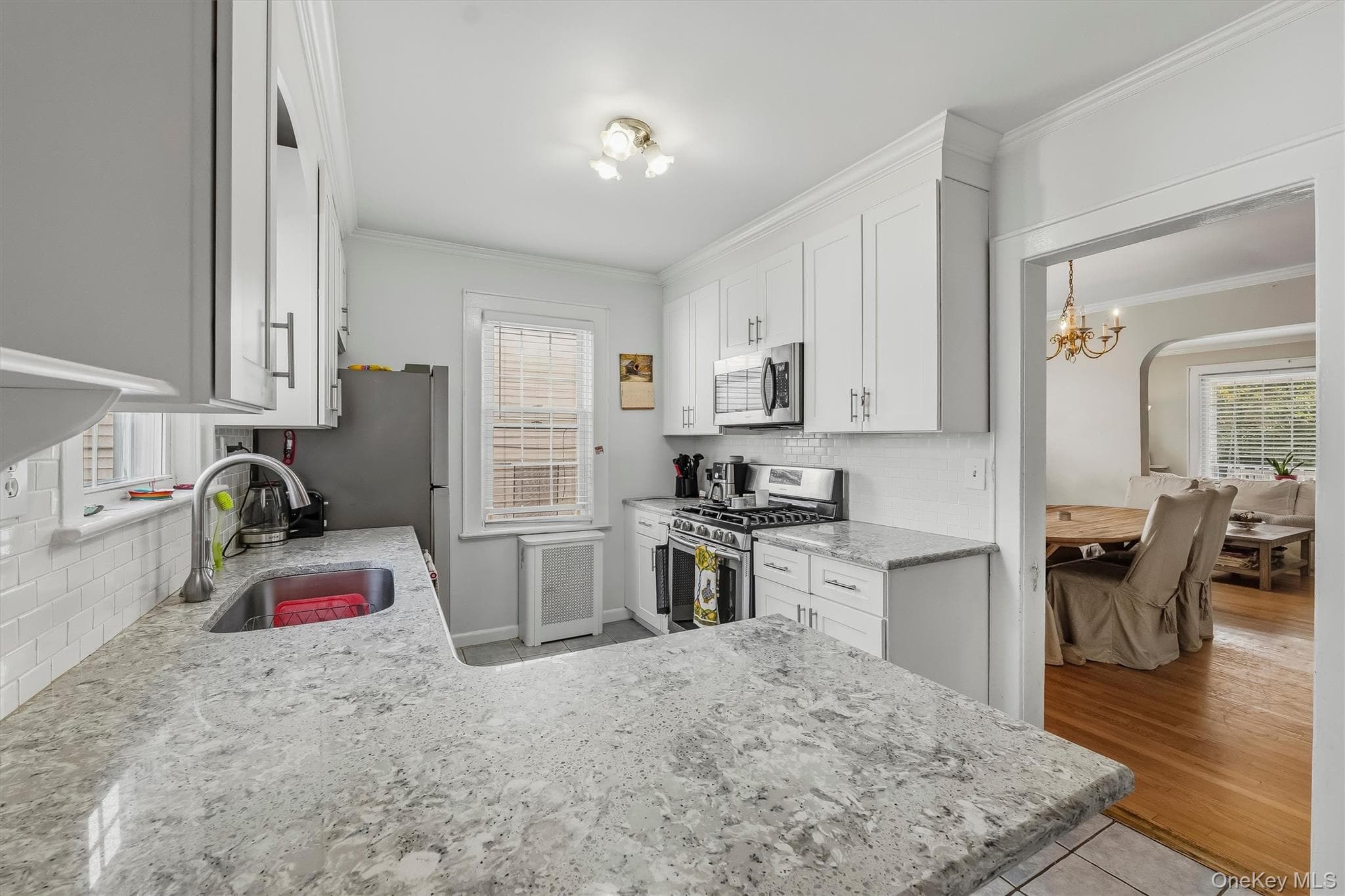 51 Sterling Avenue thumbnail 9