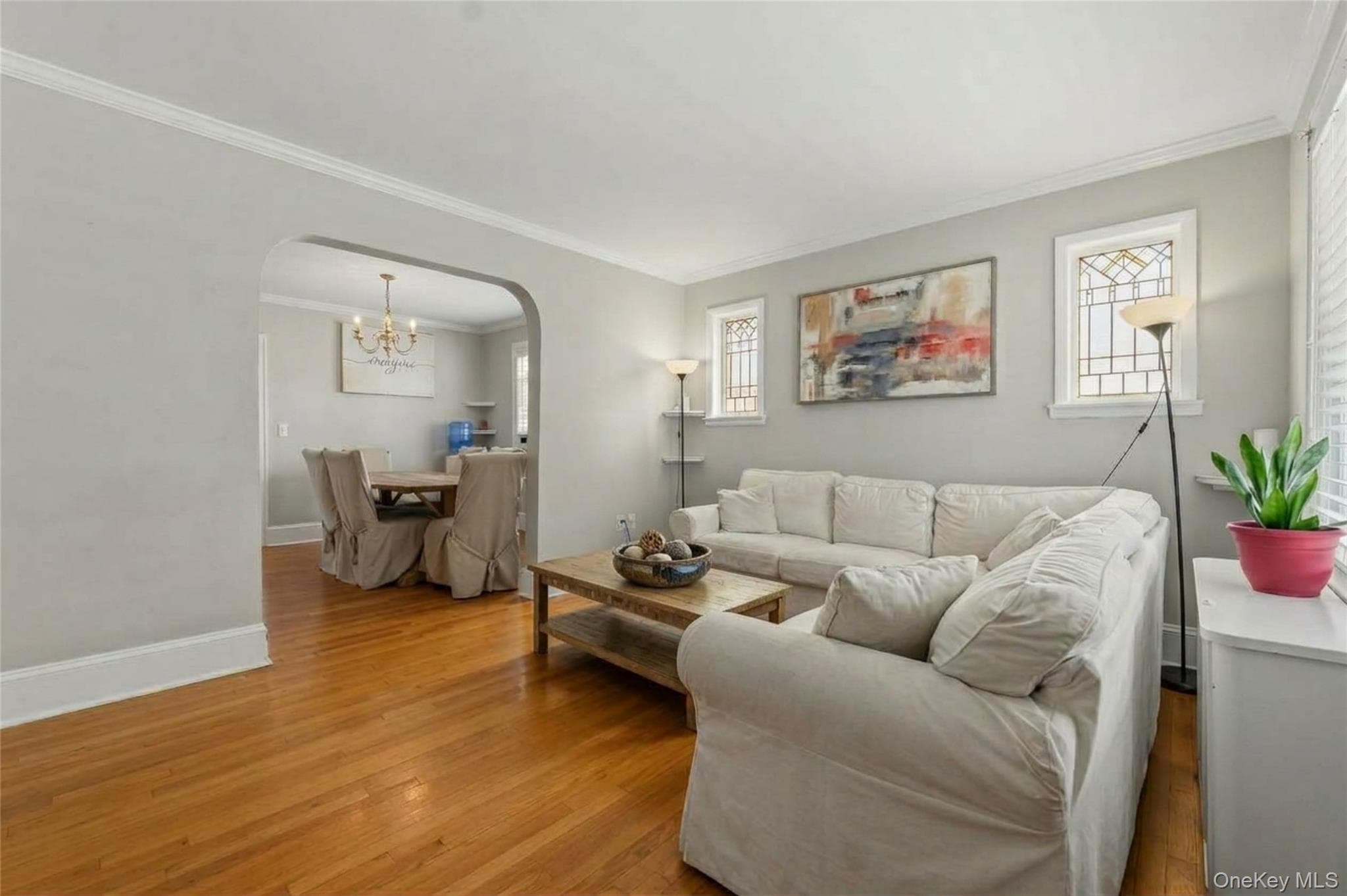51 Sterling Avenue thumbnail 3