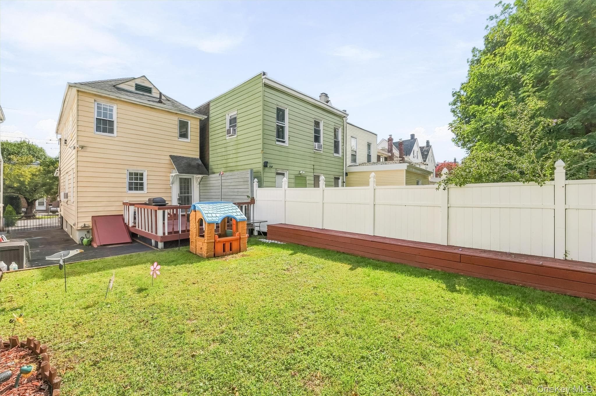 51 Sterling Avenue thumbnail 28