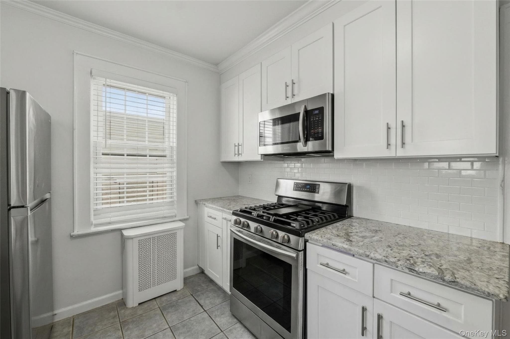 51 Sterling Avenue thumbnail 11