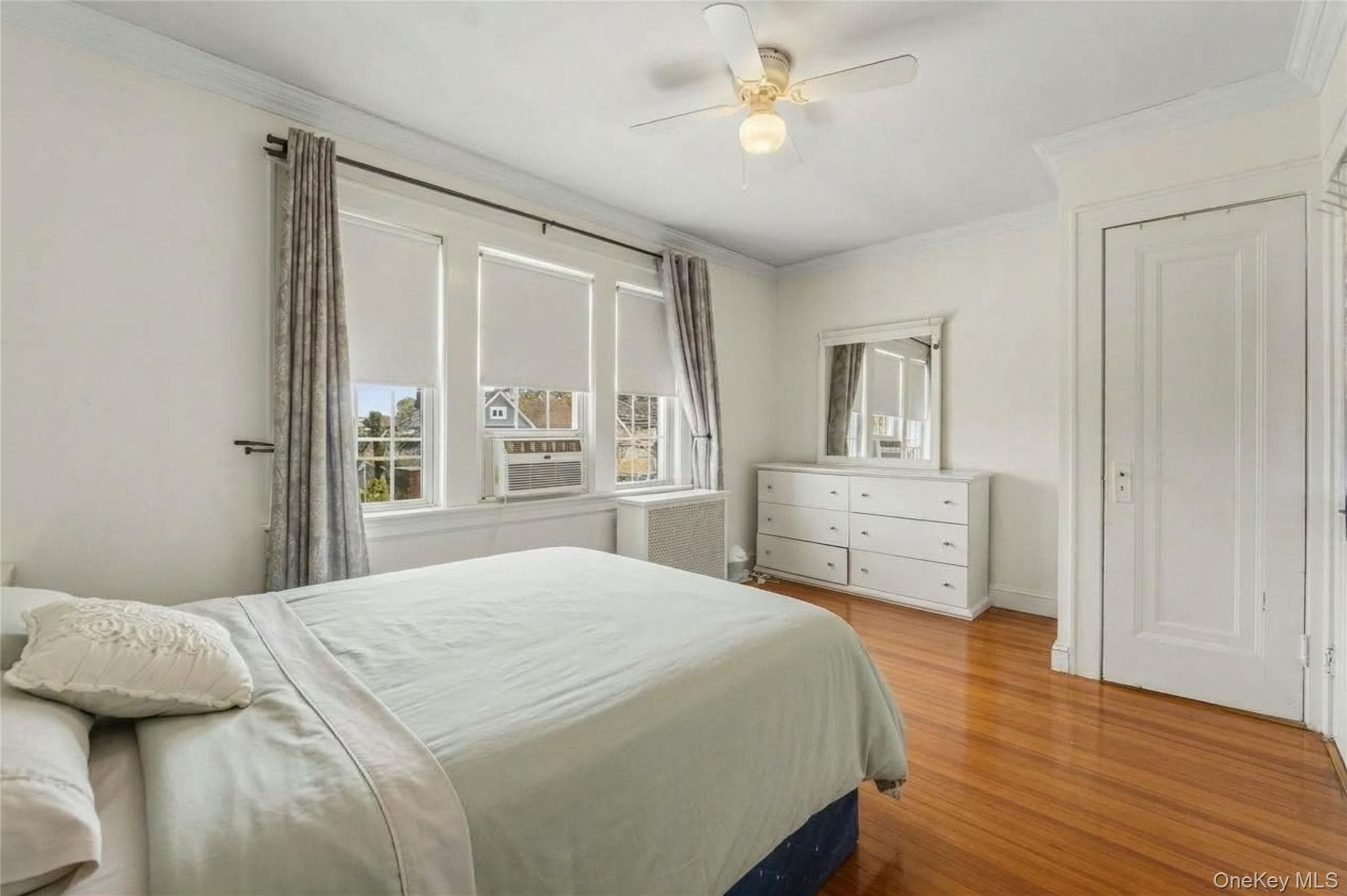 51 Sterling Avenue thumbnail 15