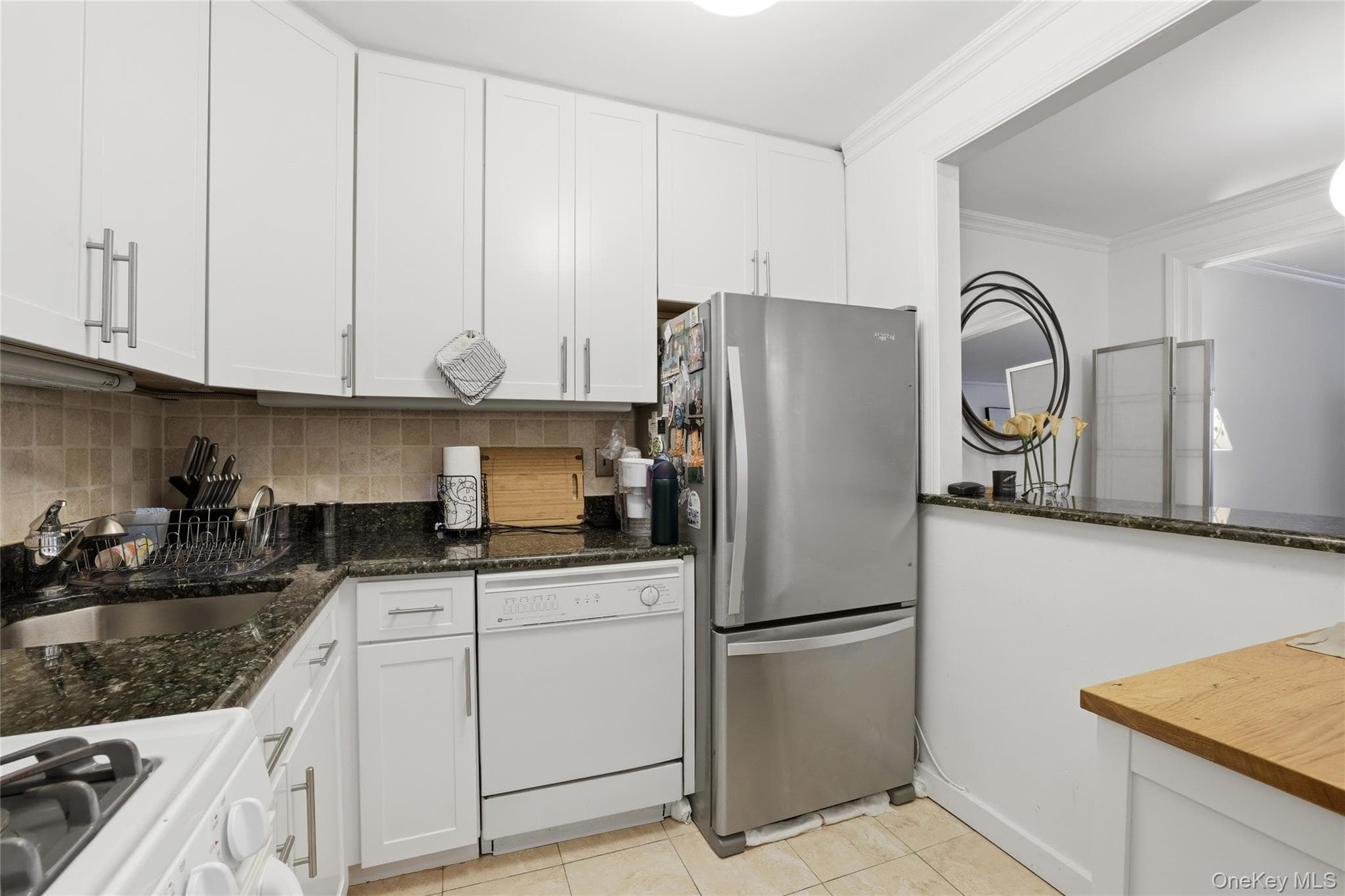 337 E 50th Street Unit: 2E thumbnail 7