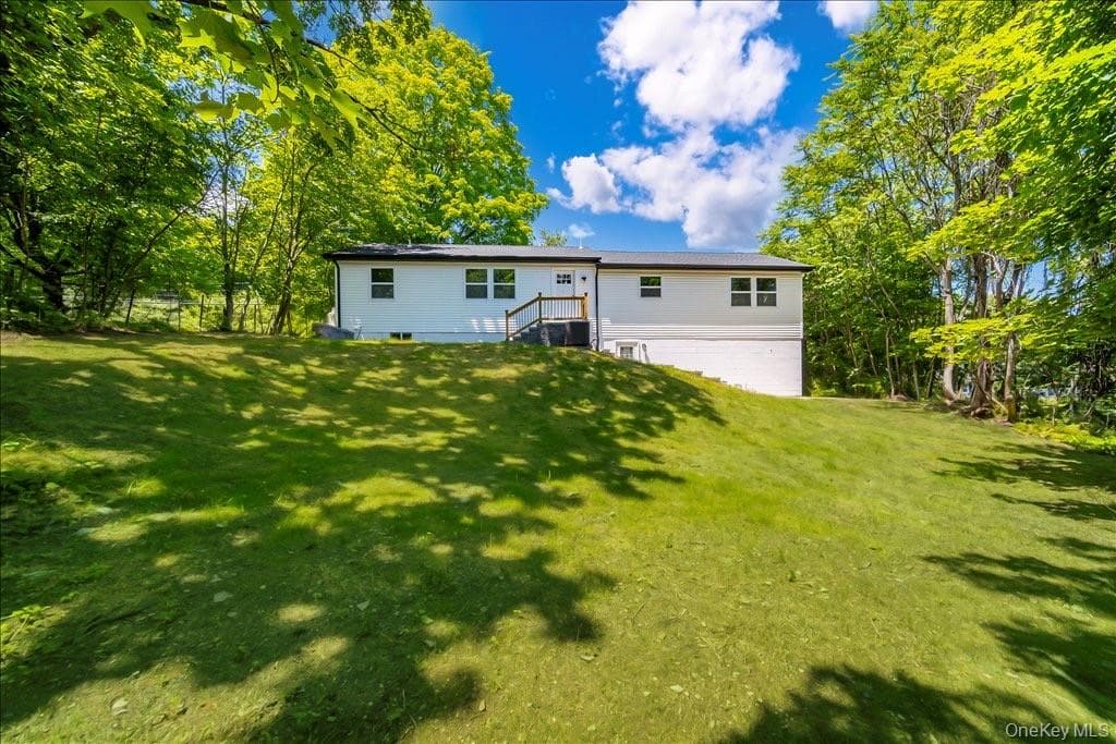 452 Vineyard Avenue thumbnail 22