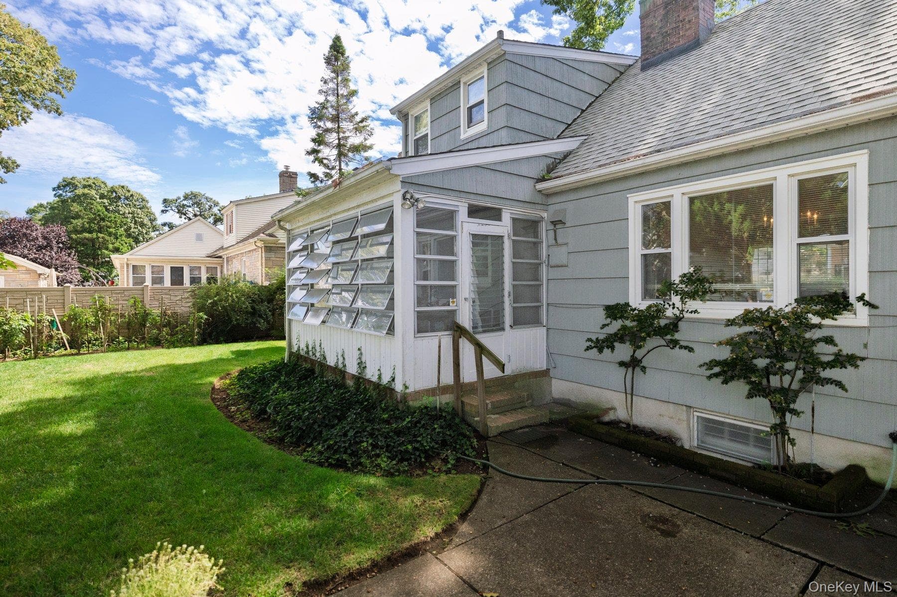 175 E Carpenter Street thumbnail 32