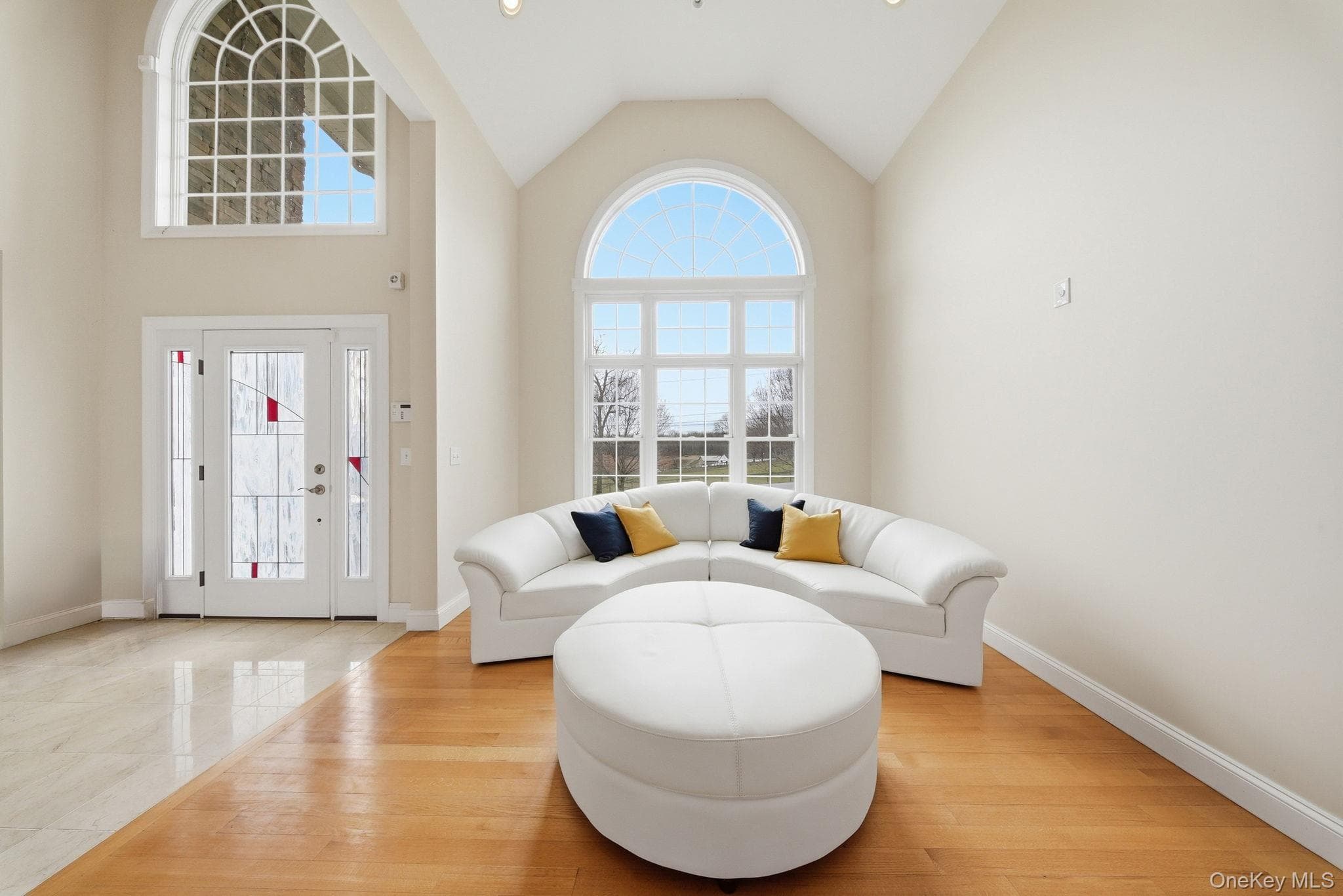 107 Breeze Hill Road thumbnail 2