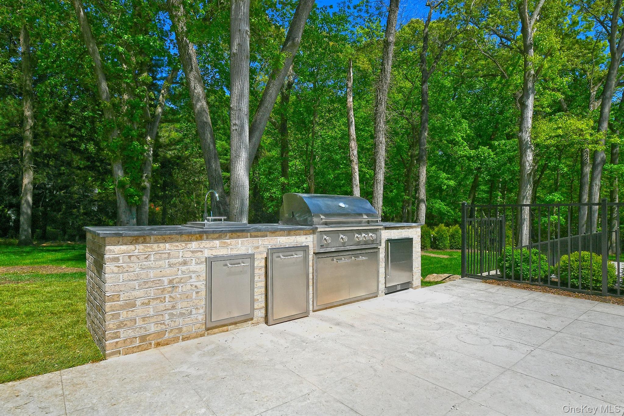 20 Knollwood Road thumbnail 43