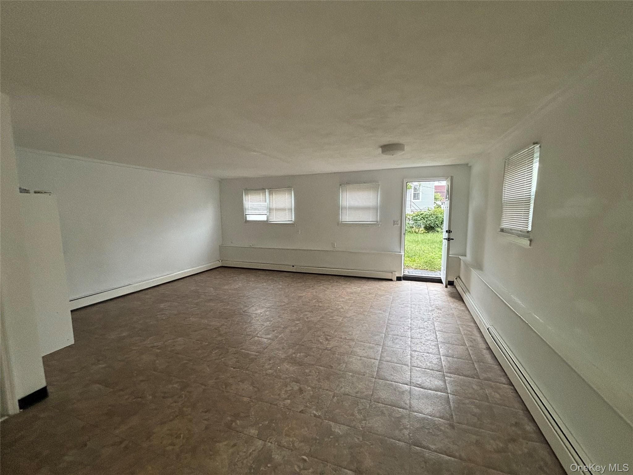 6931 Almeda Avenue thumbnail 11