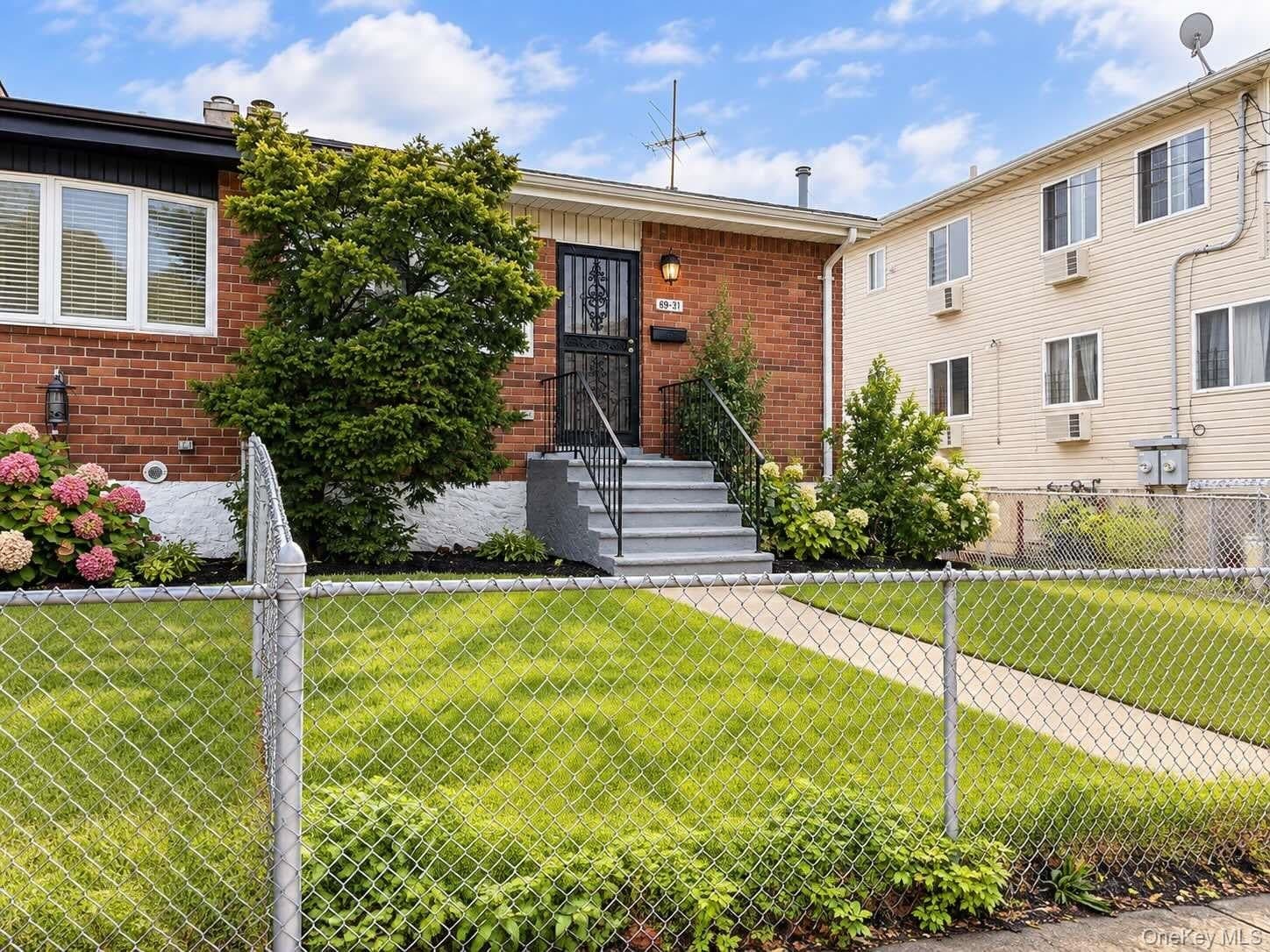 6931 Almeda Avenue, Arverne