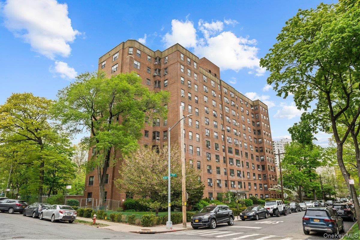 3103 Fairfield Avenue Unit: 4K, Bronx