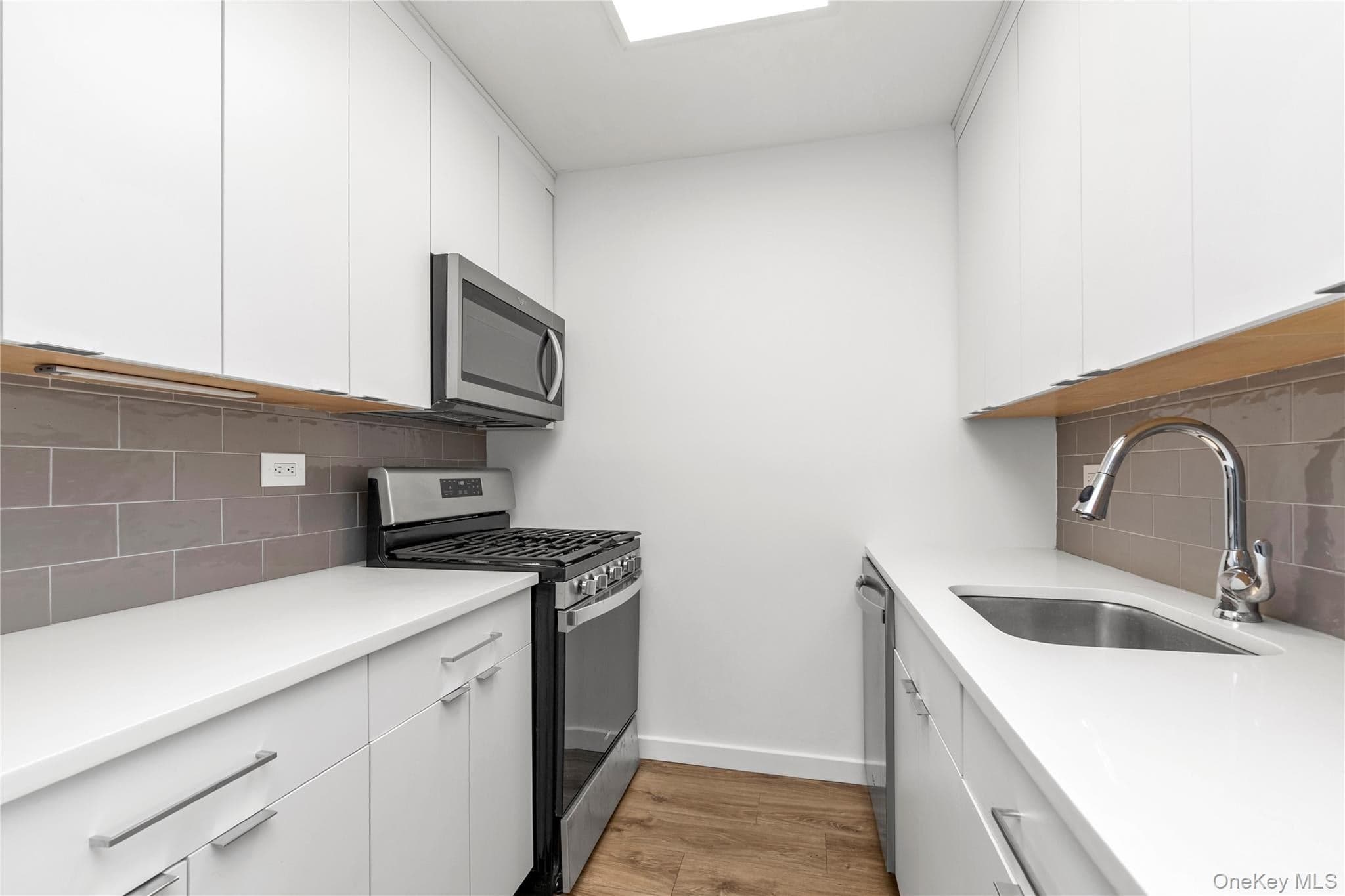2 Bay Club Drive Unit: 20-O thumbnail 14