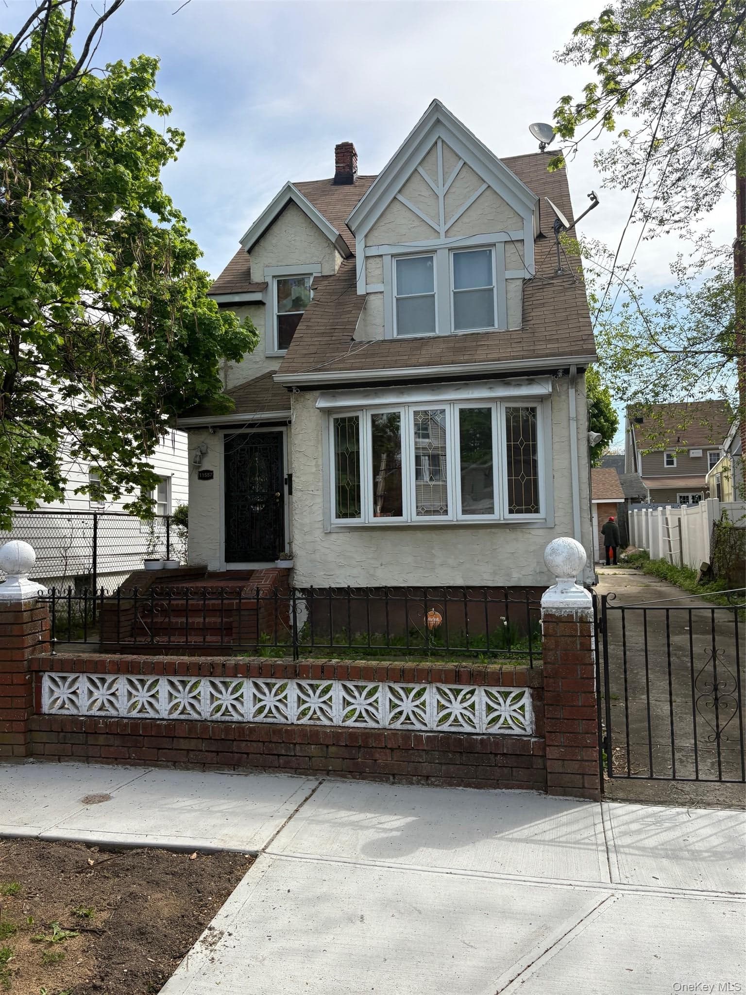 115-57 196th Street thumbnail 3