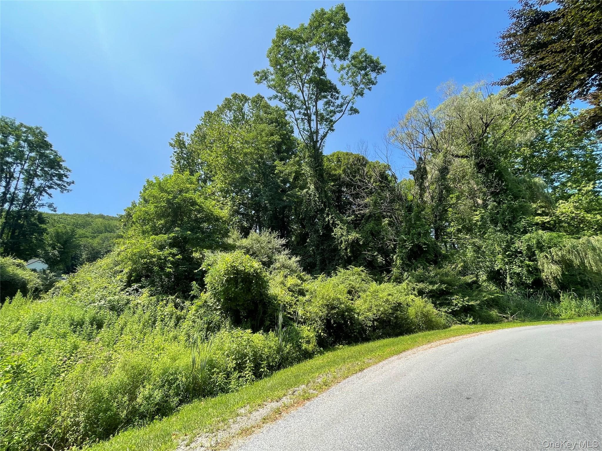14 Akindale Road thumbnail 6