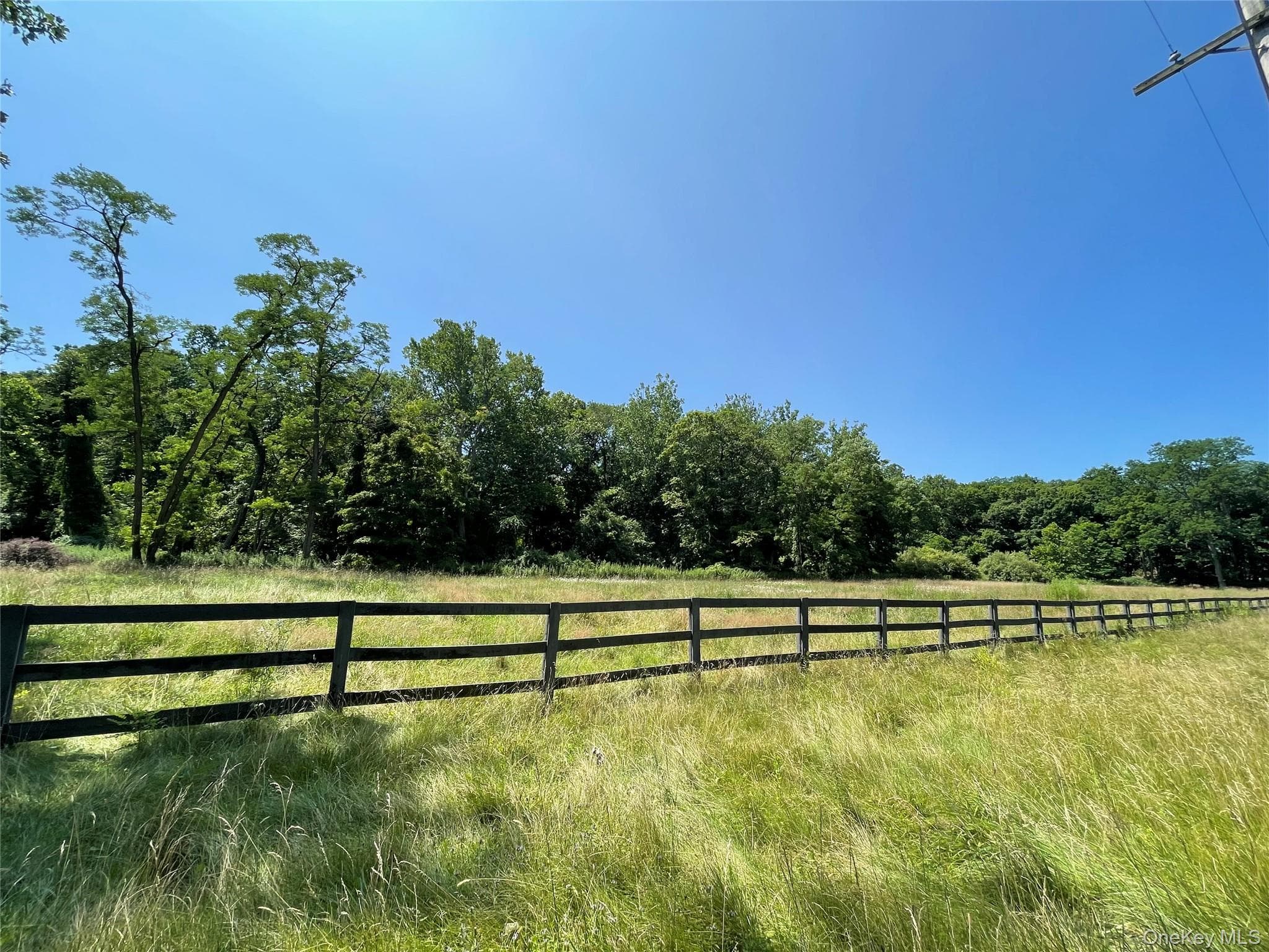 14 Akindale Road thumbnail 9