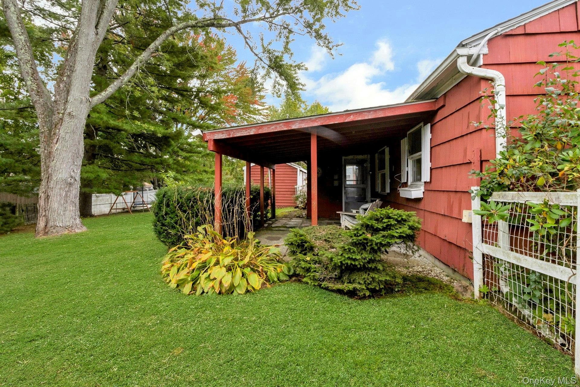 158 Violet Avenue thumbnail 22