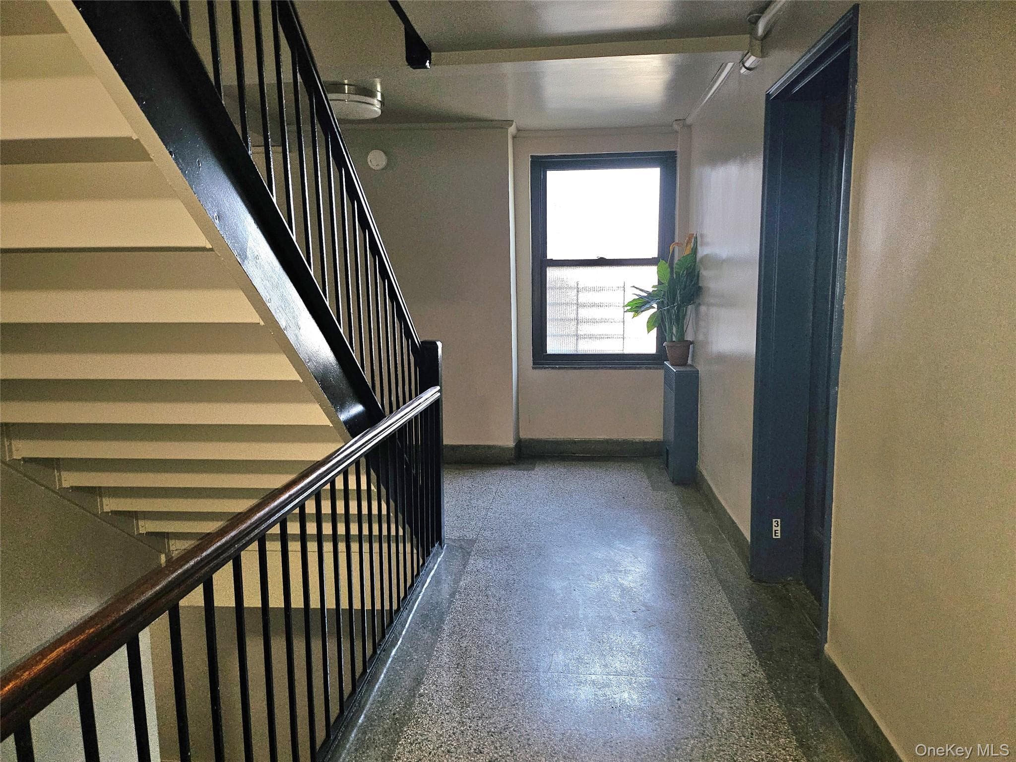 112-24 Northern Boulevard Unit: 3E thumbnail 15