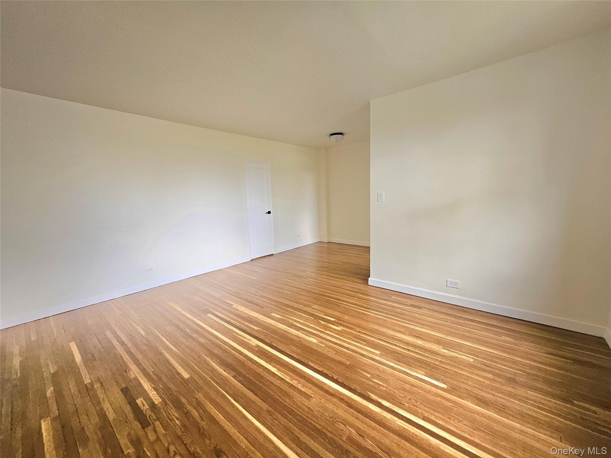 112-24 Northern Boulevard Unit: 3E thumbnail 5