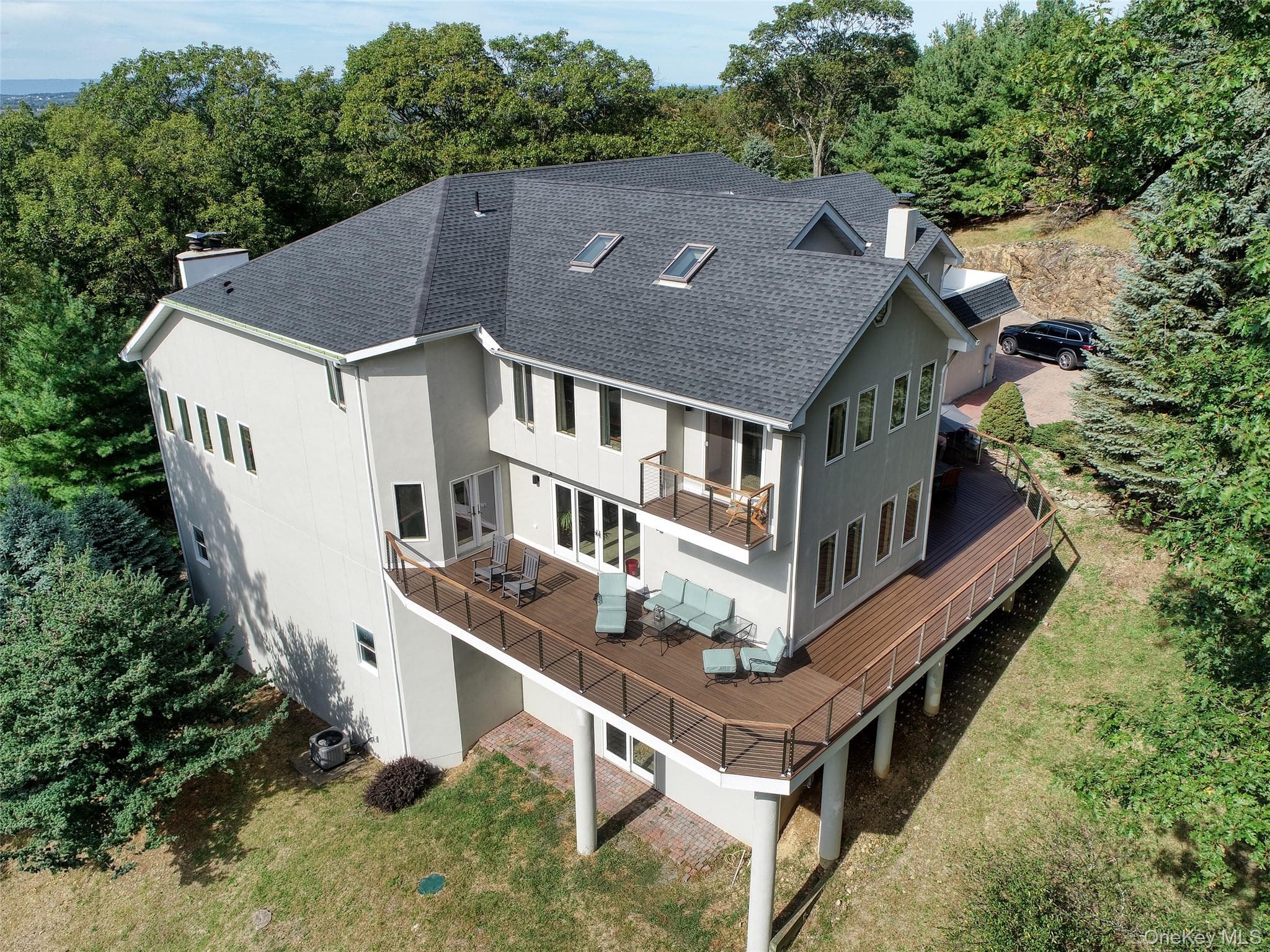 12 Parks Wood Drive photo 1