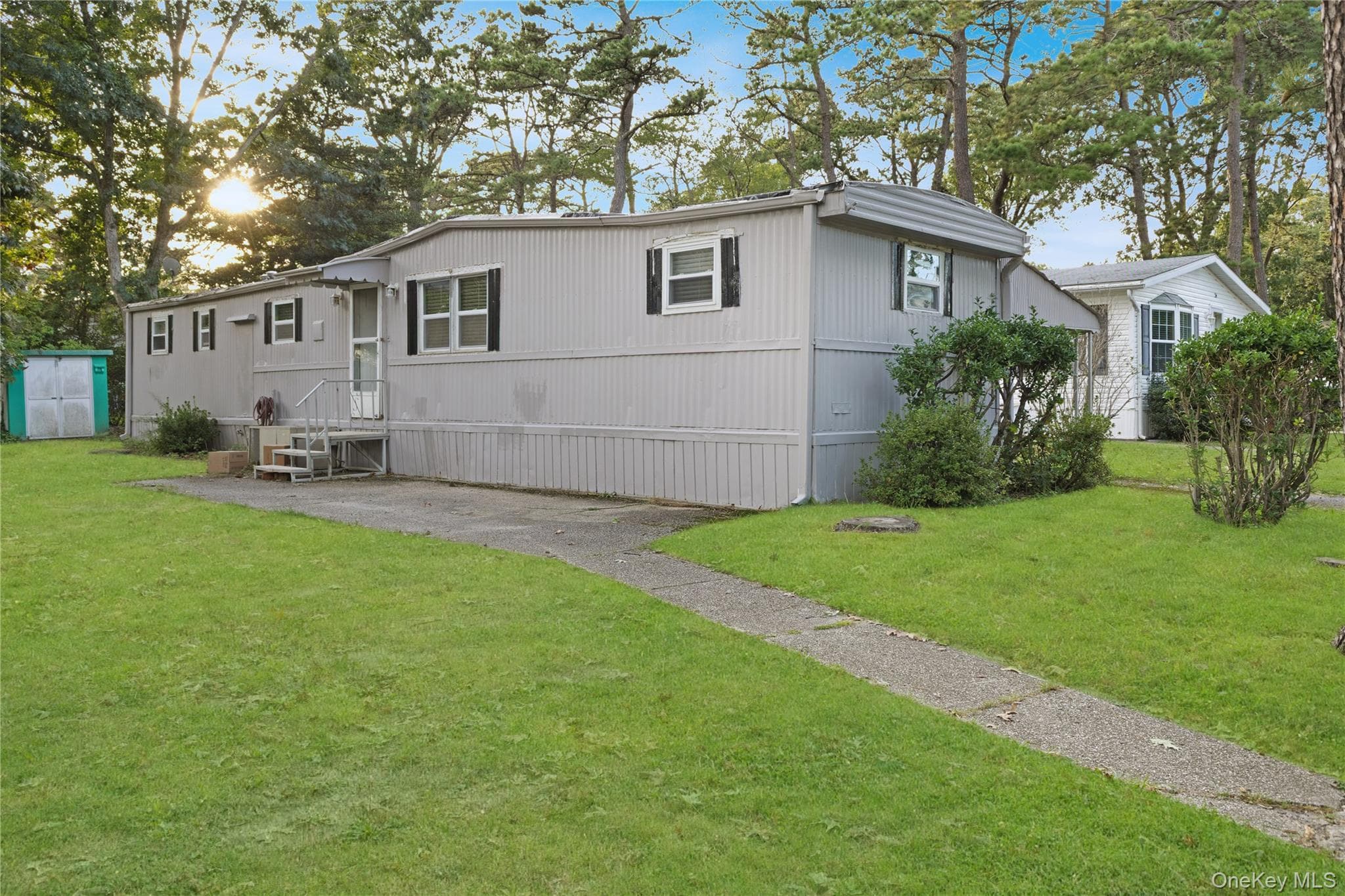 525 Riverleigh Avenue Unit: 35 thumbnail 7
