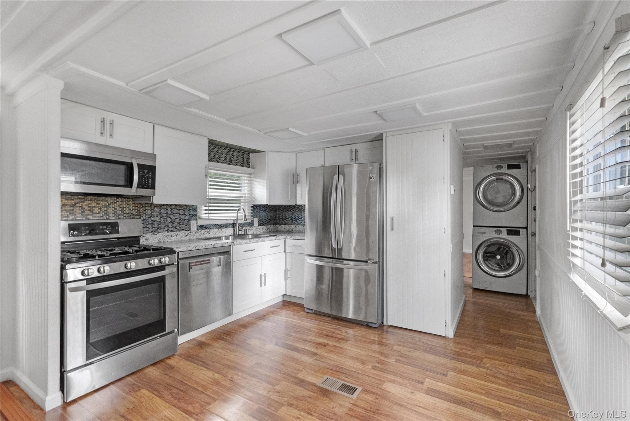 525 Riverleigh Avenue Unit: 35 photo 1