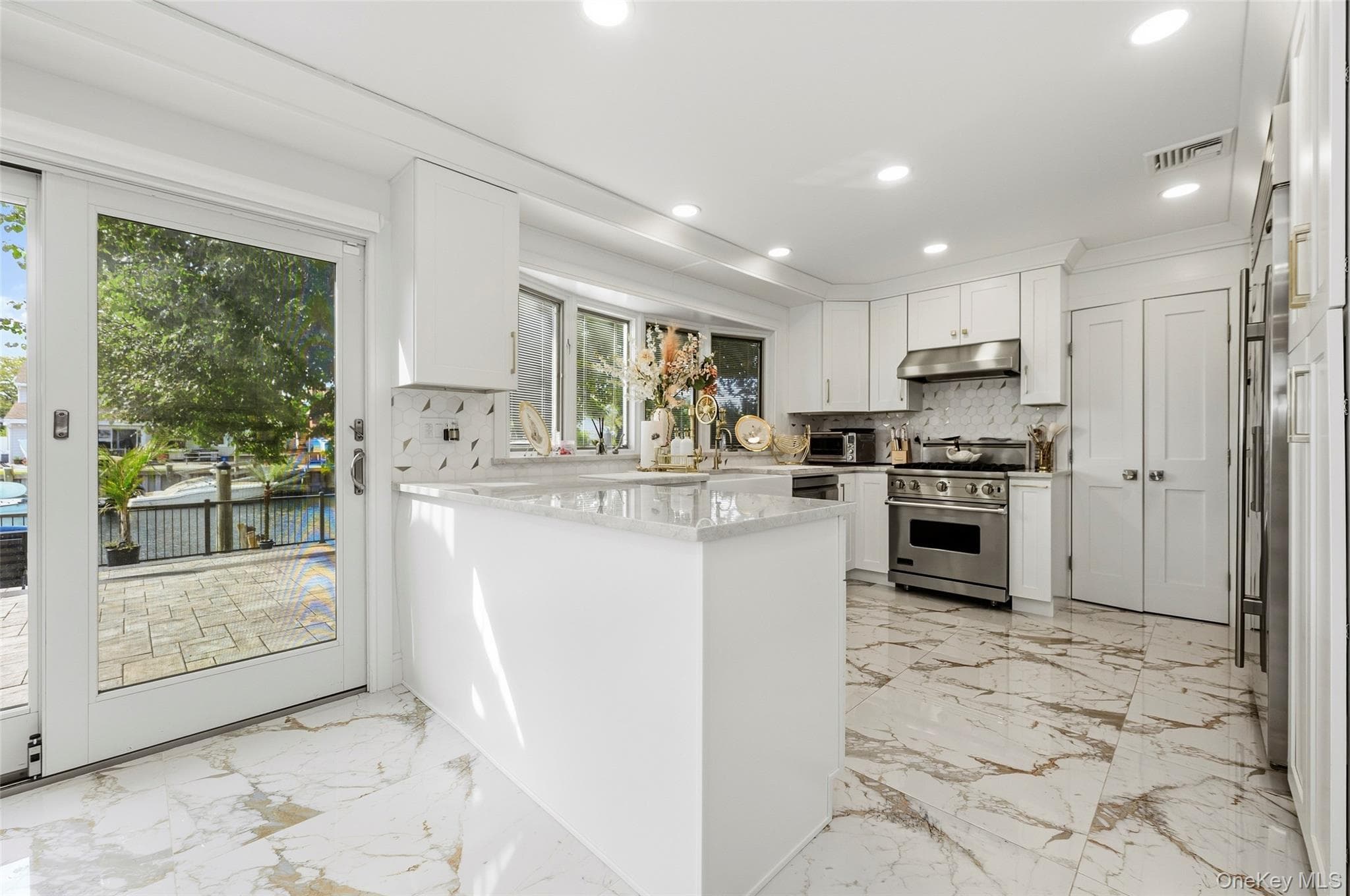 167 Lagoon Drive thumbnail 14