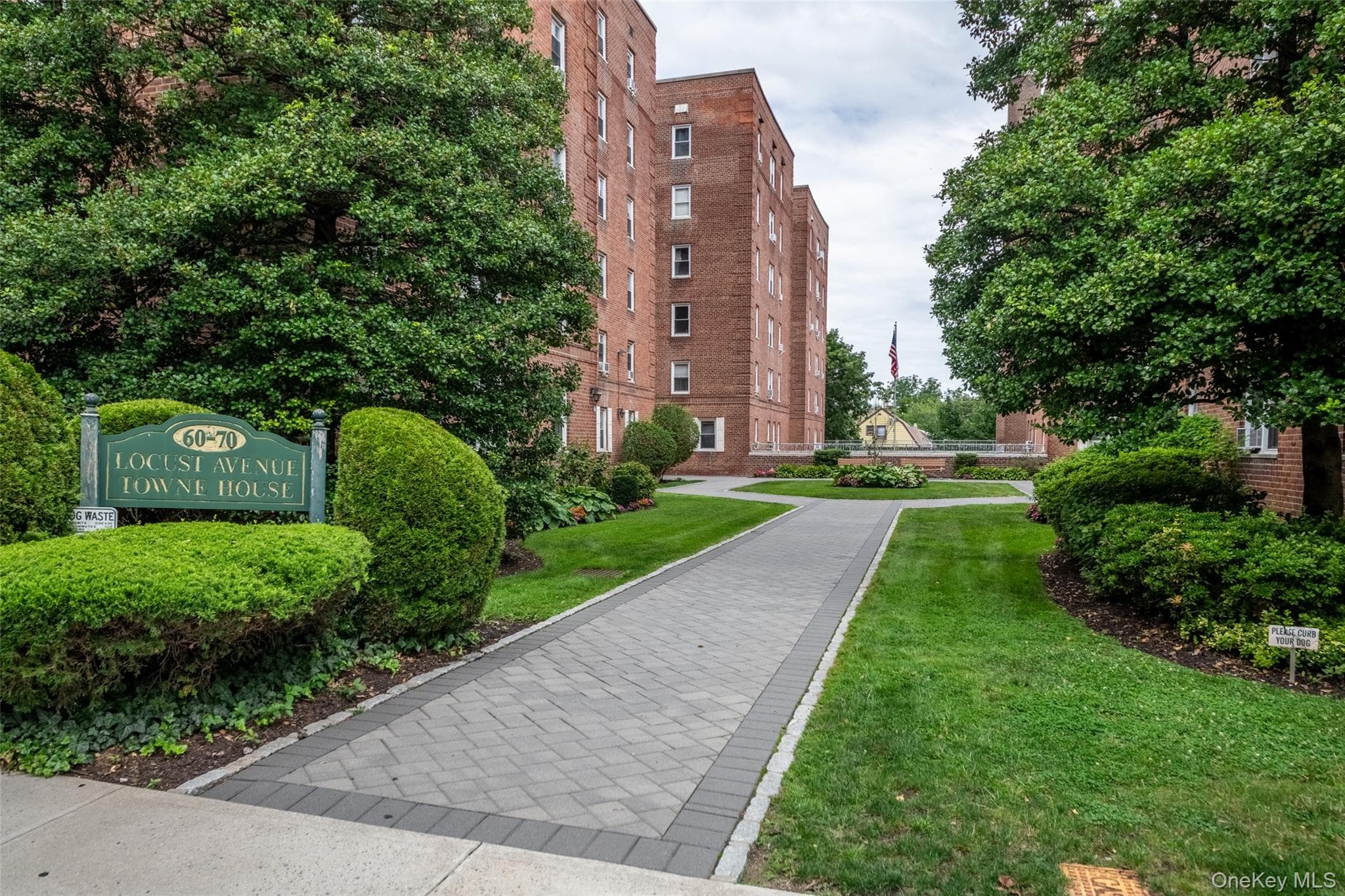 70 Locust AVE Unit: B405 thumbnail 3