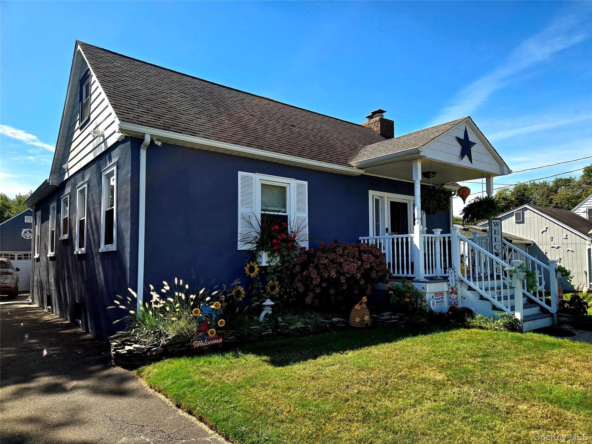 96 Trafalgar Drive photo 1