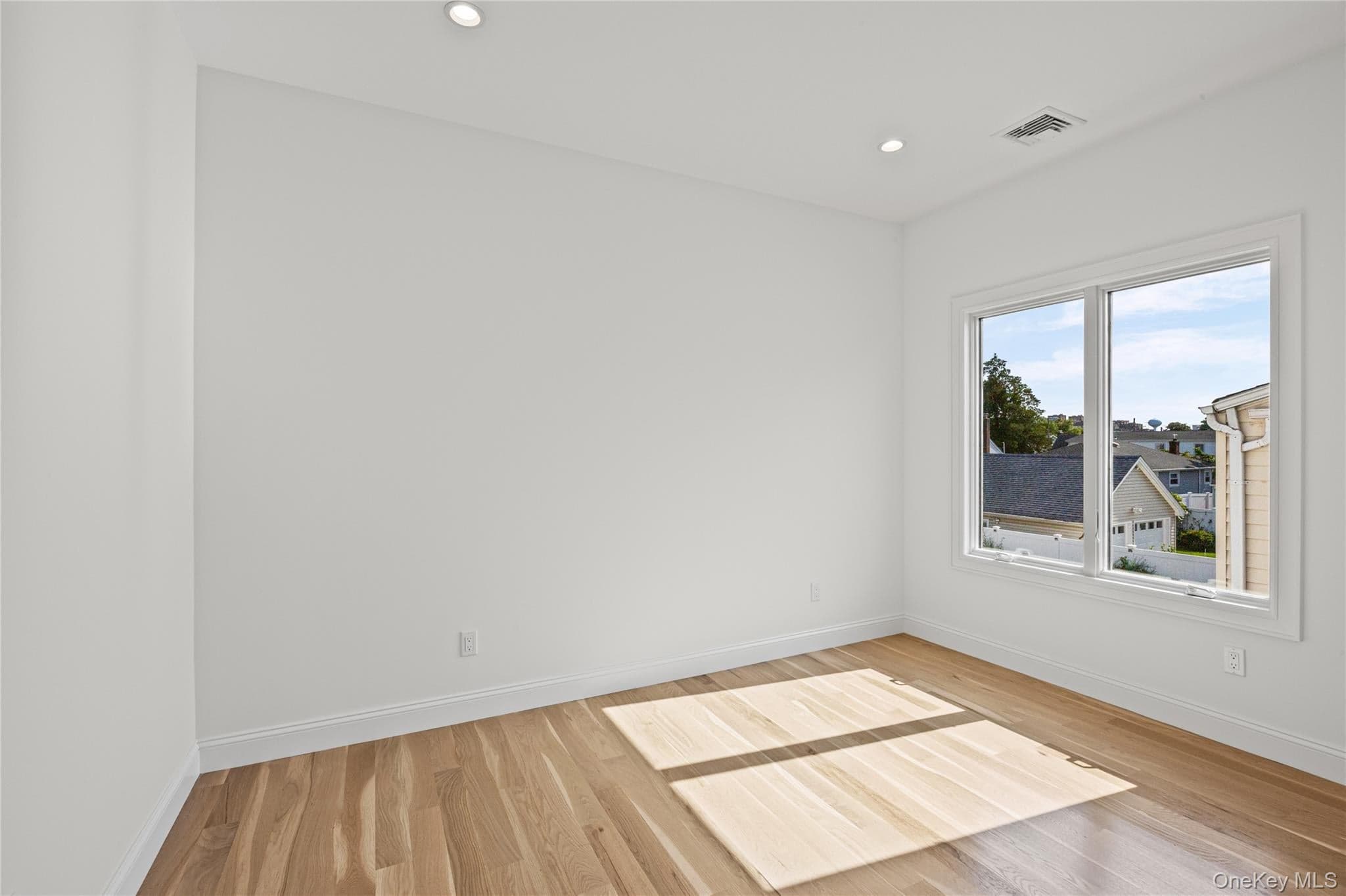43 Westbury Avenue thumbnail 35
