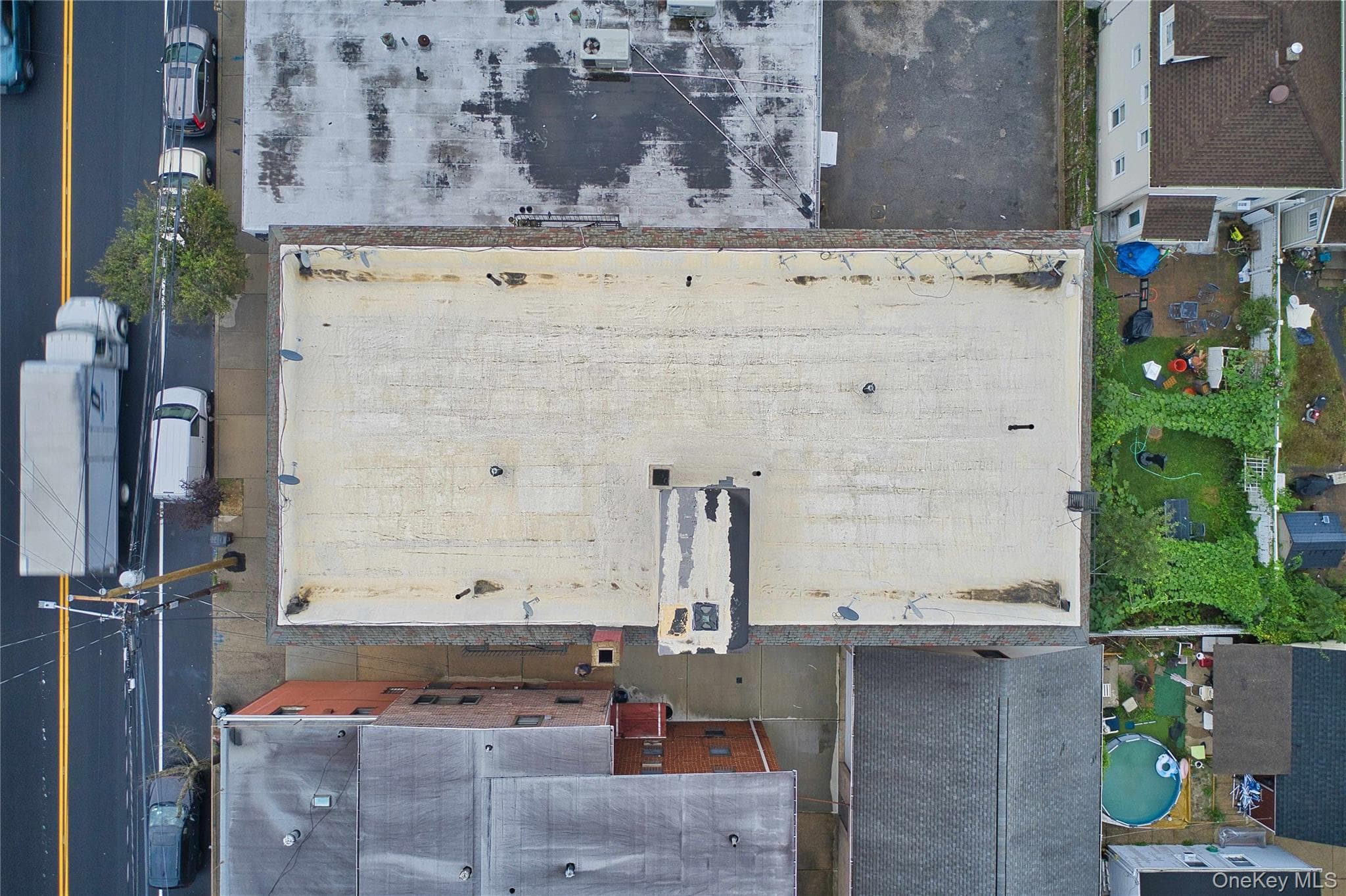 203 Willis Avenue thumbnail 7