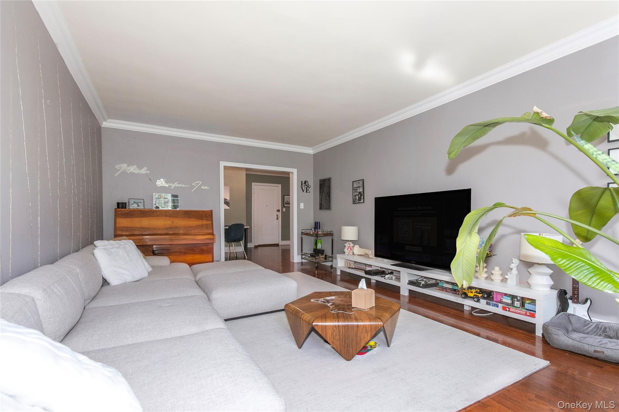 90 Knightsbridge Road Unit: 4J thumbnail 5