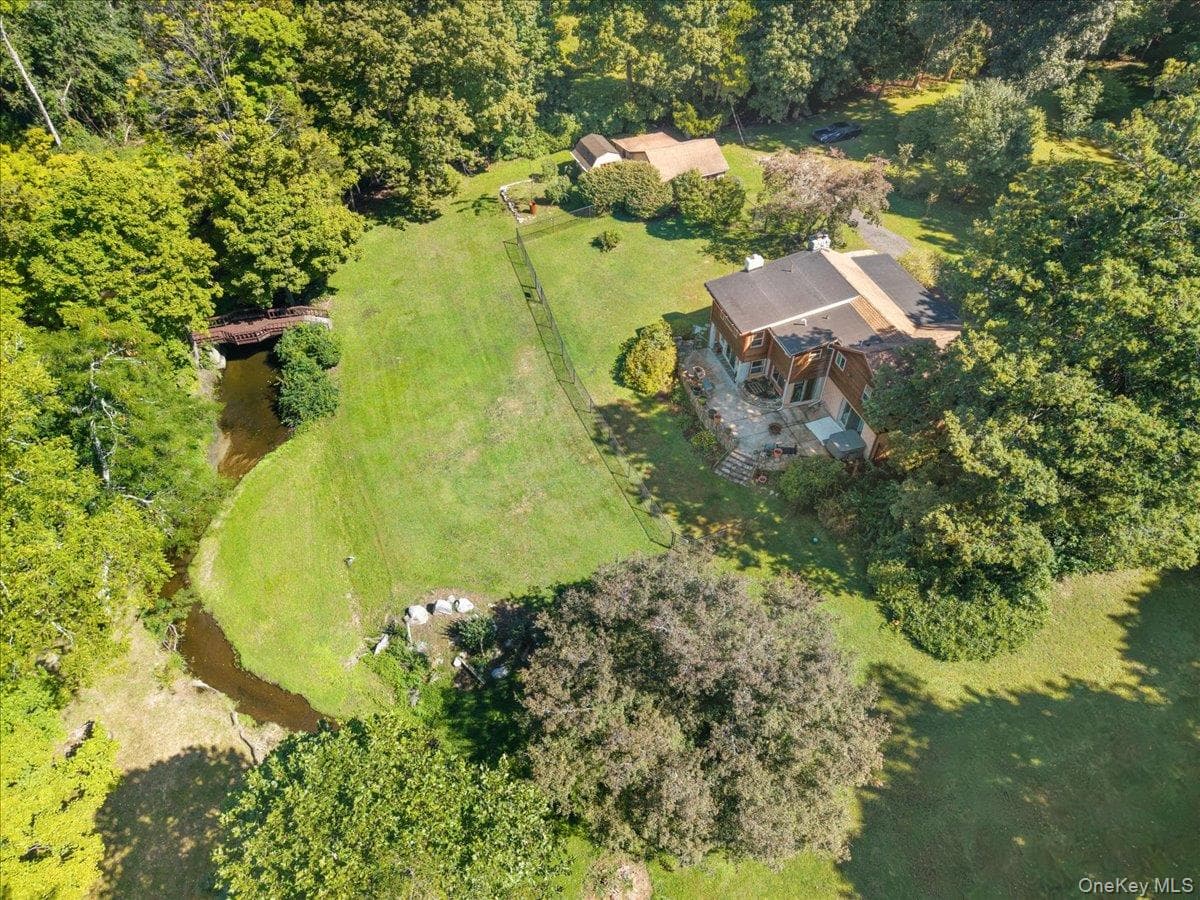 291 Peekskill Hollow Road thumbnail 3