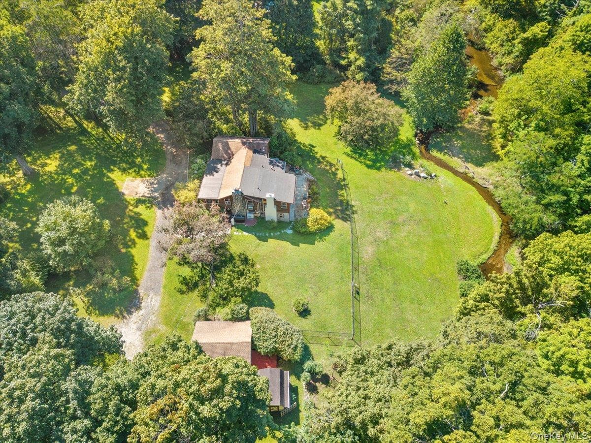 291 Peekskill Hollow Road thumbnail 2