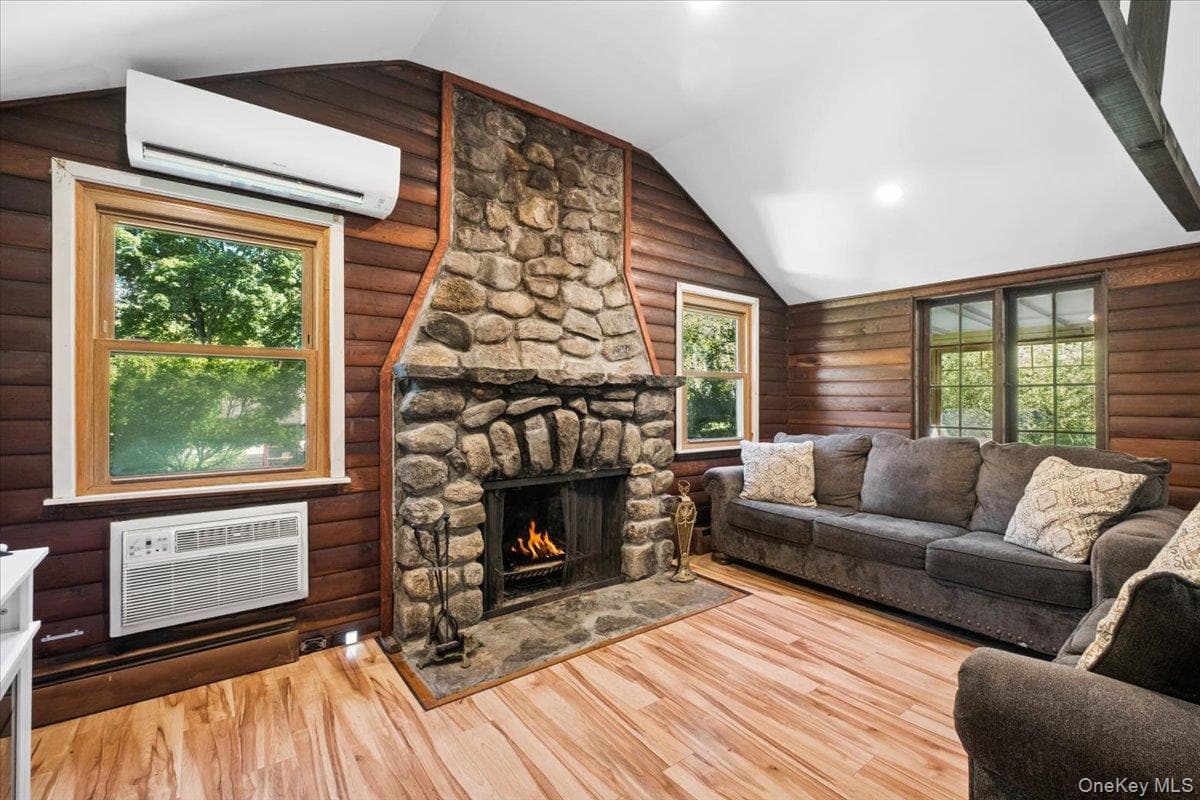 291 Peekskill Hollow Road thumbnail 13