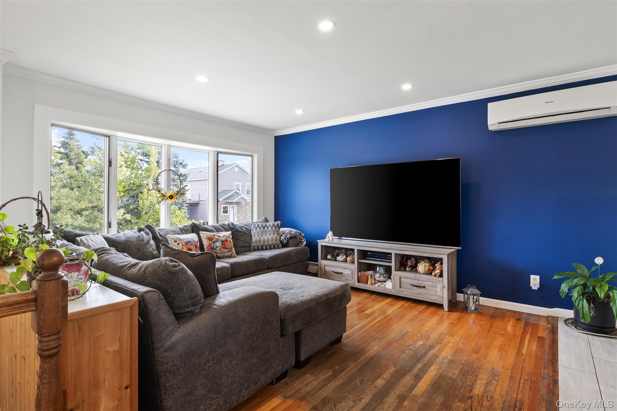 121 W Lake Drive thumbnail 4