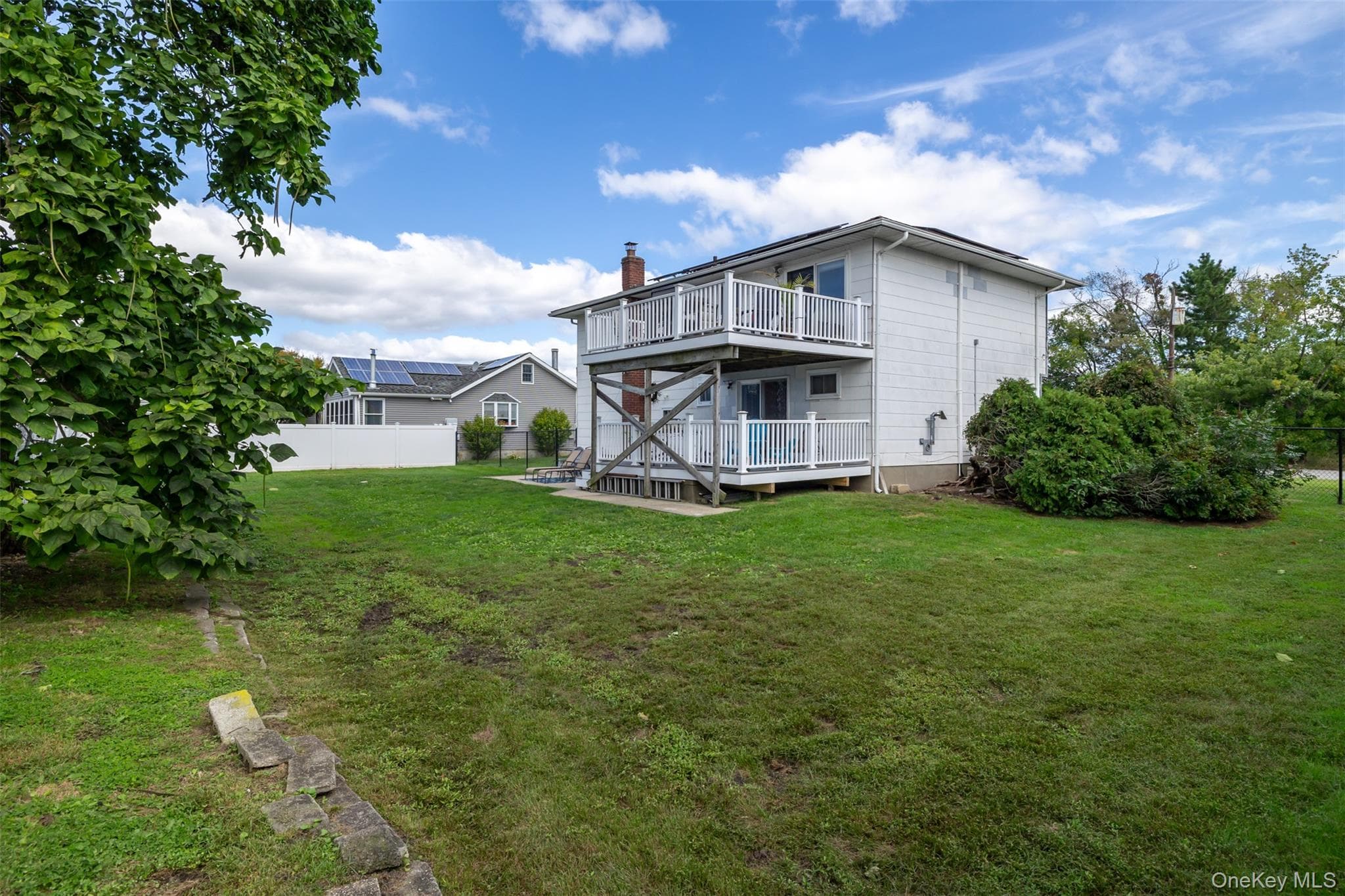 121 W Lake Drive thumbnail 27