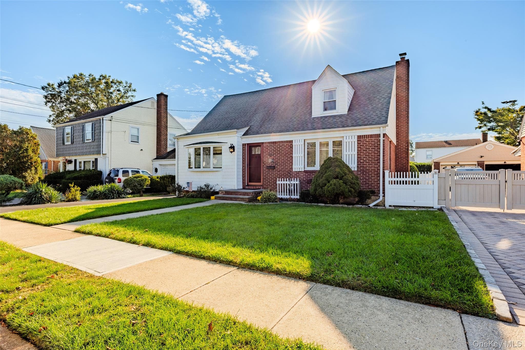 329 Andrews Road, Mineola