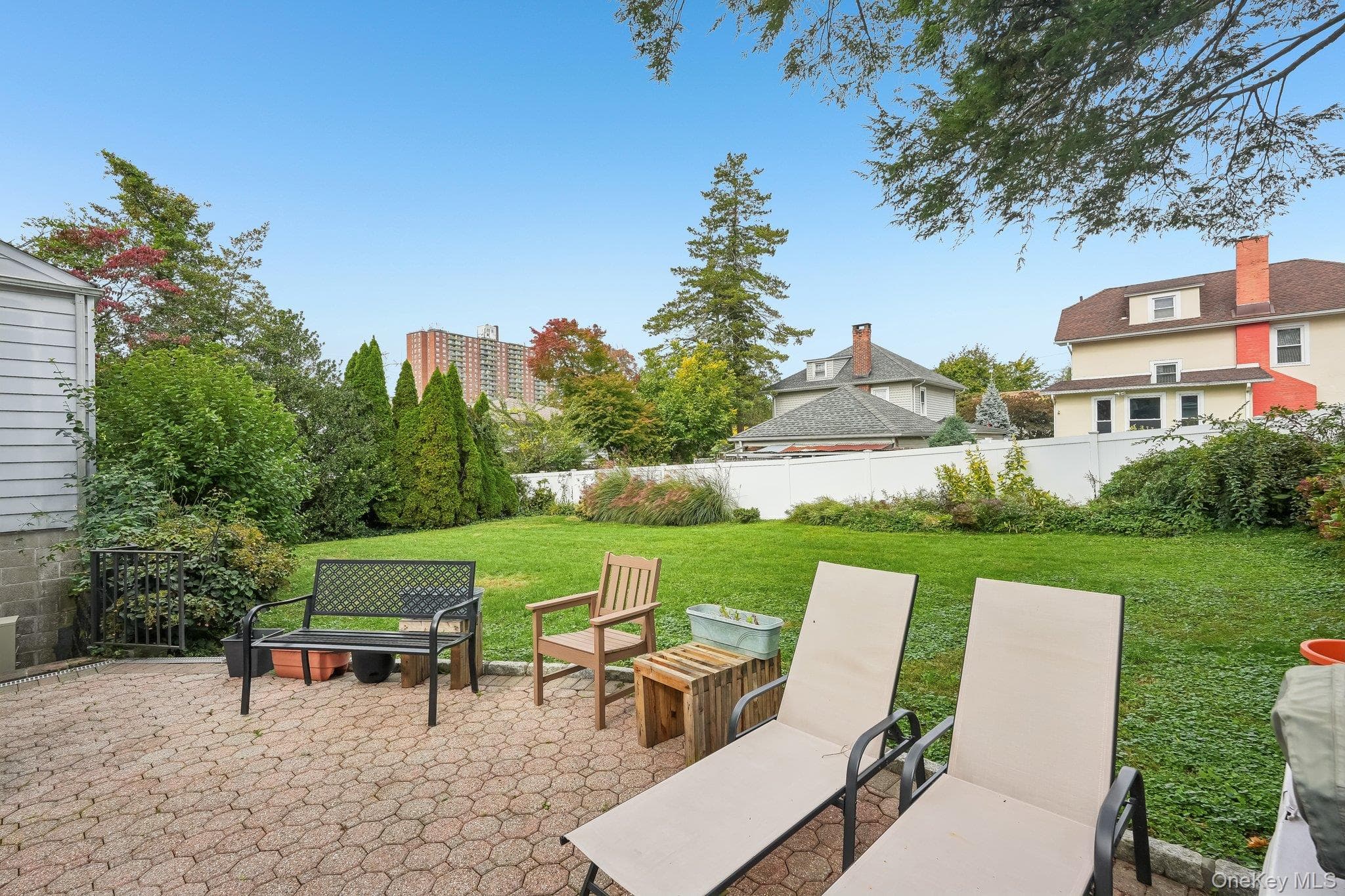 35 Holbrook Avenue thumbnail 31