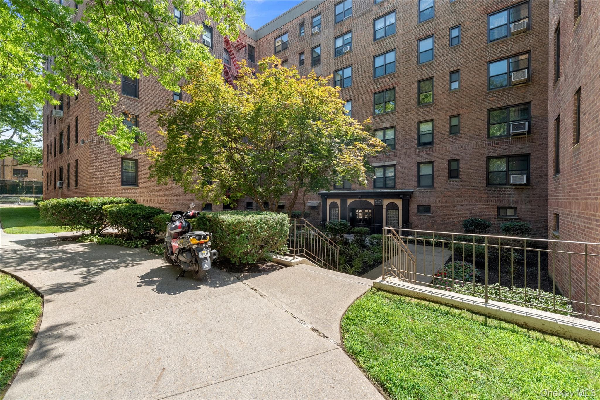83-85 Woodhaven Boulevard Unit: 3R thumbnail 26
