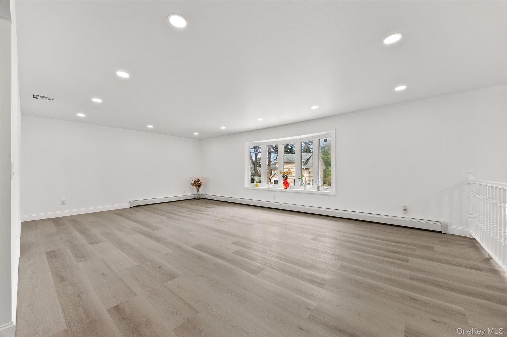 193 Frederick Avenue thumbnail 4